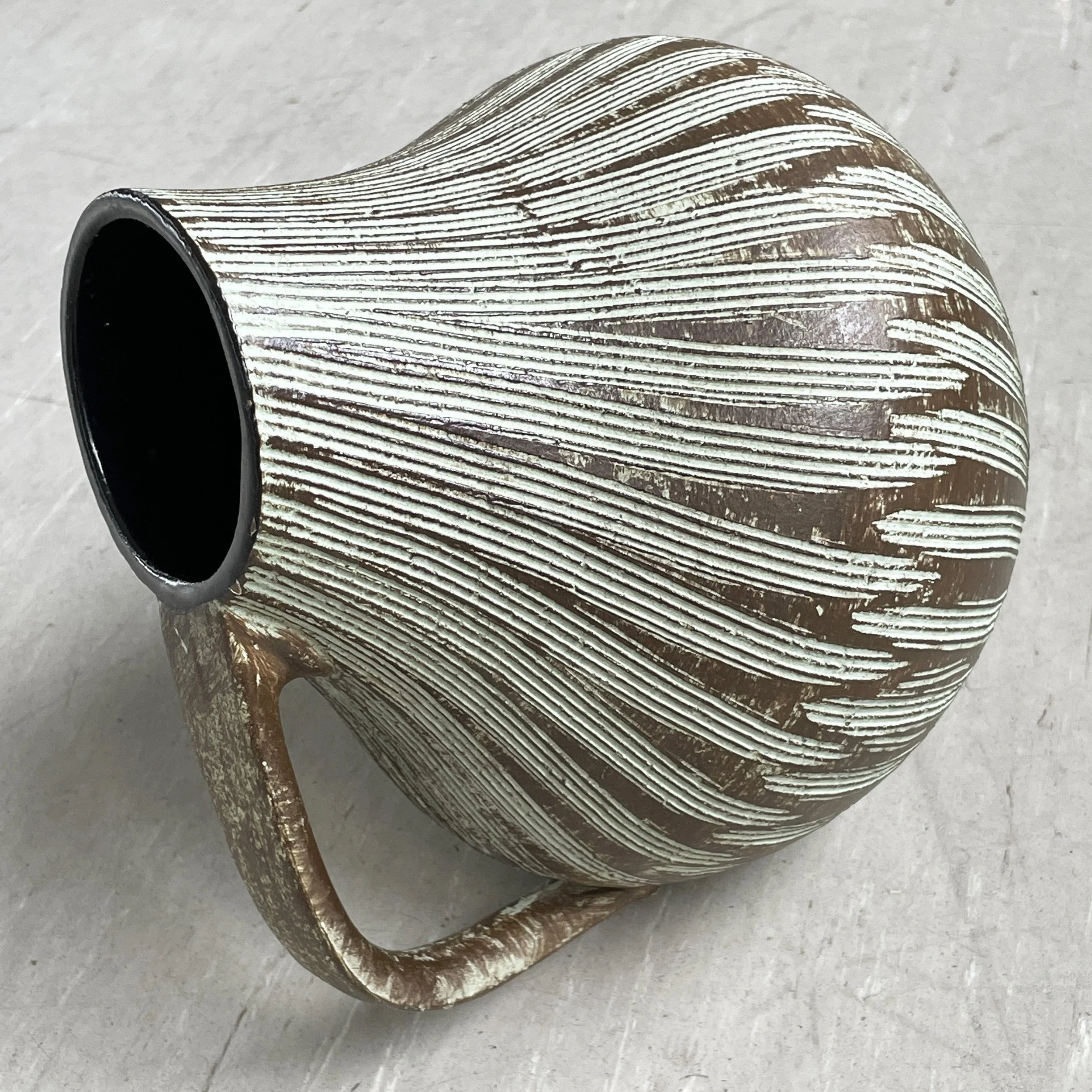 ModernEra_Vase_Dümler&Breiden_8795.jpg