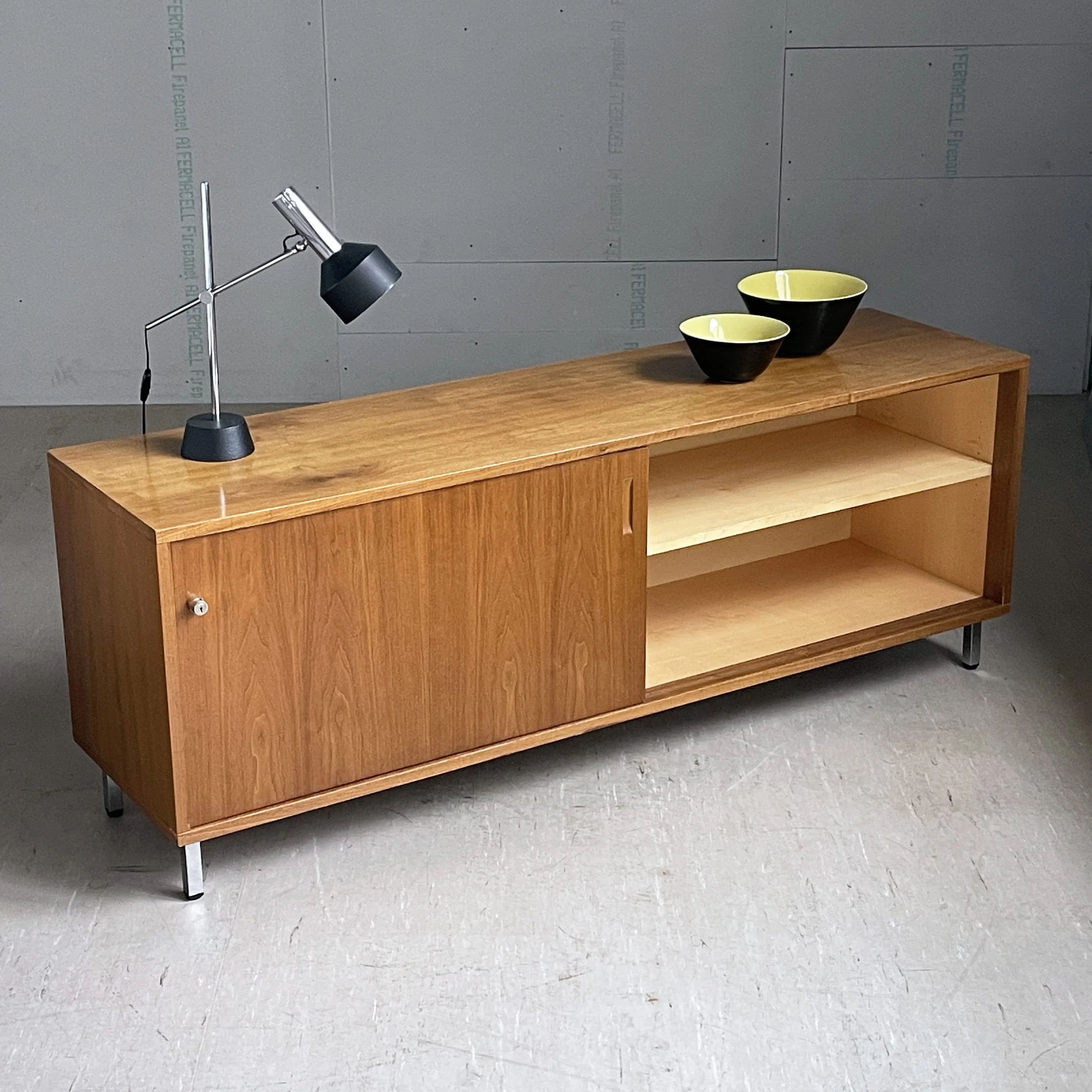 ModernEra_Zingg_Sideboard_Nussbaum_IMG_7740.JPG