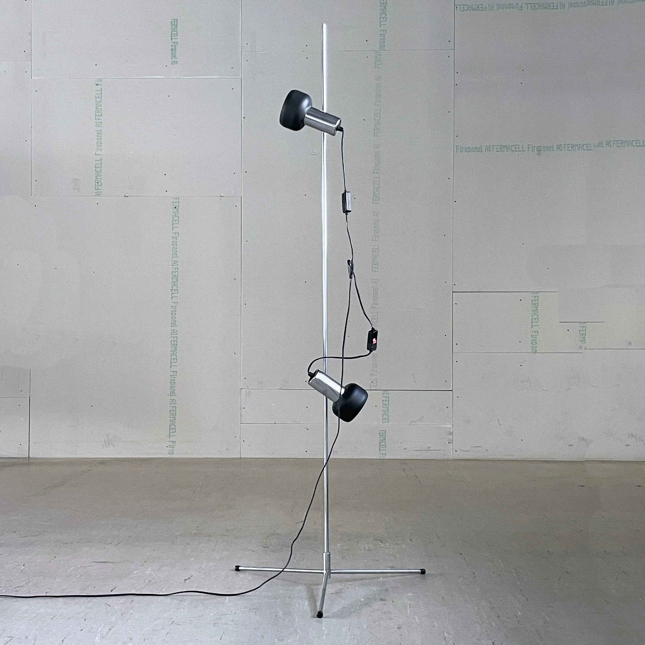1960’s Floor standing lamp with two directional reflectors