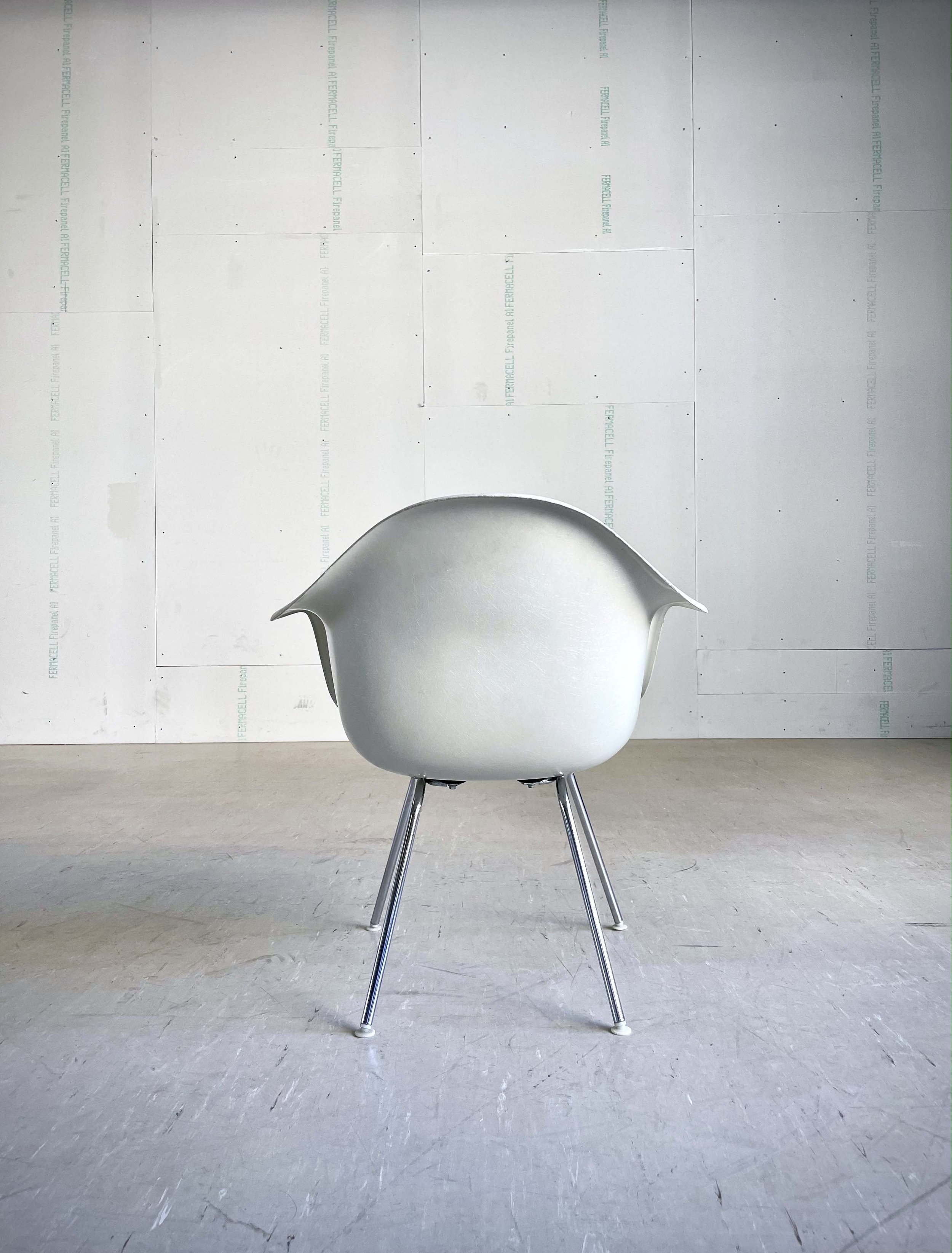 Original Fiberglas Arm Chair