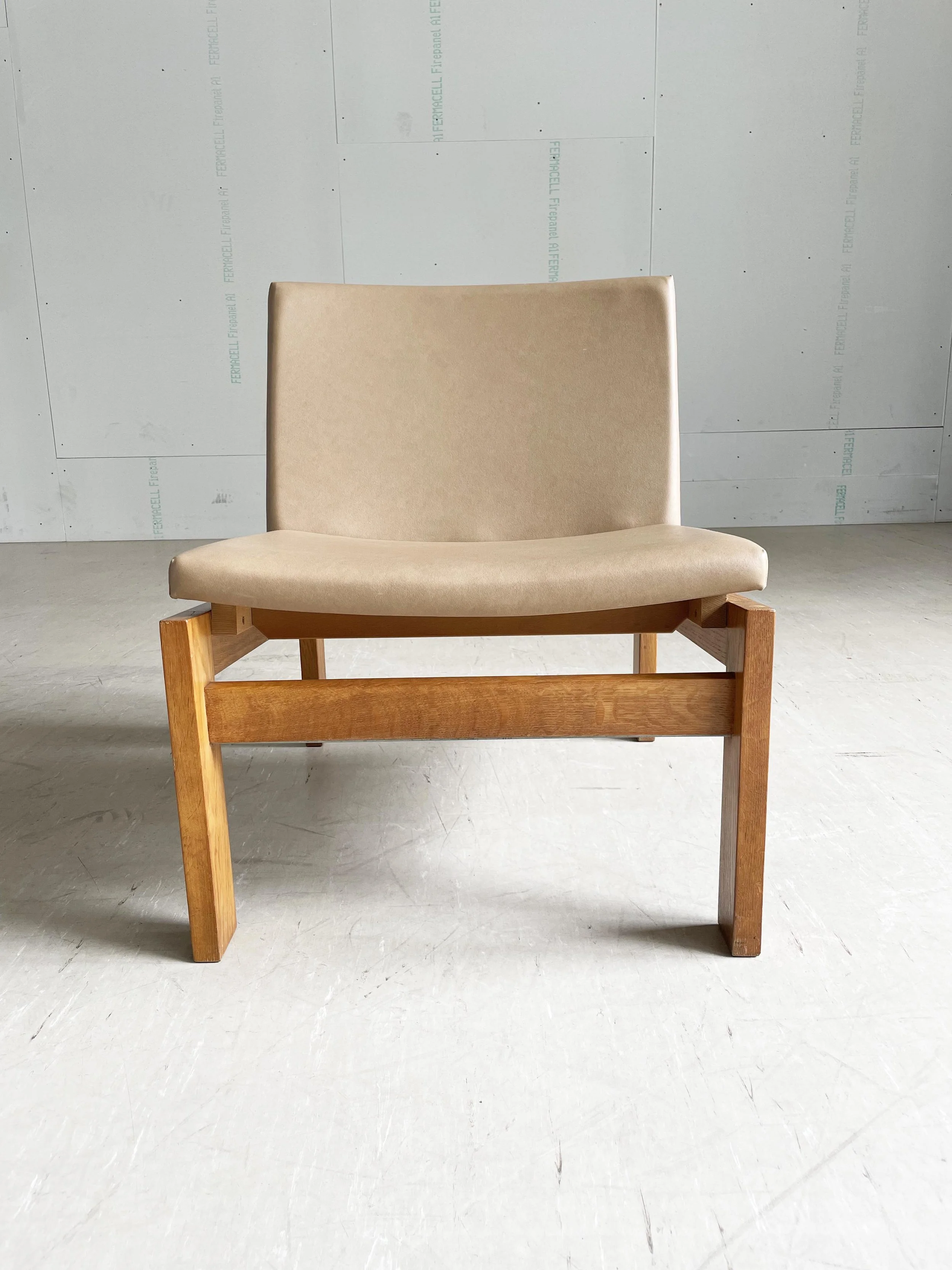 1960er Sessel Eichenholz / Kunstleder