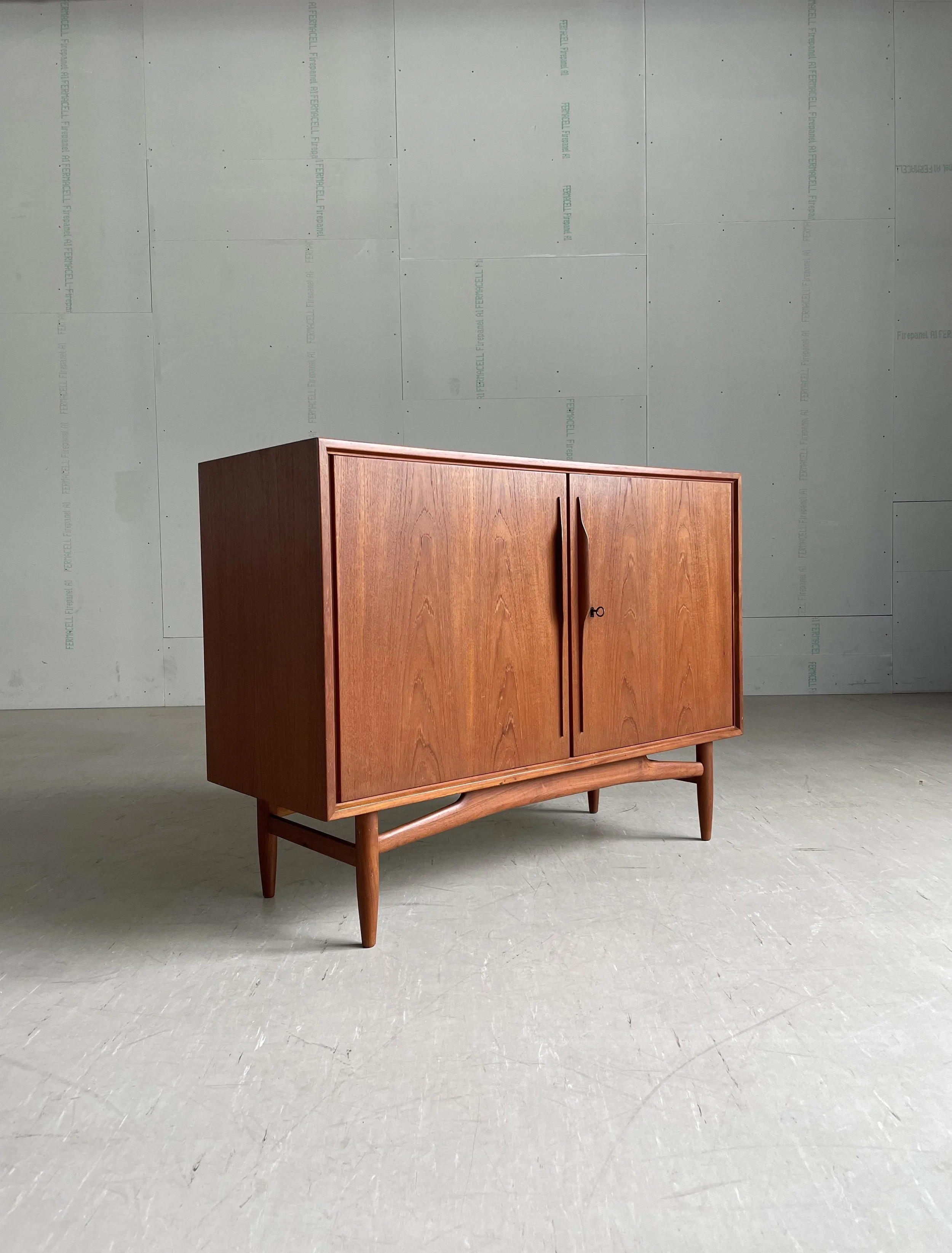 ModernEra_Swiss Teak Sideboard.8.JPG