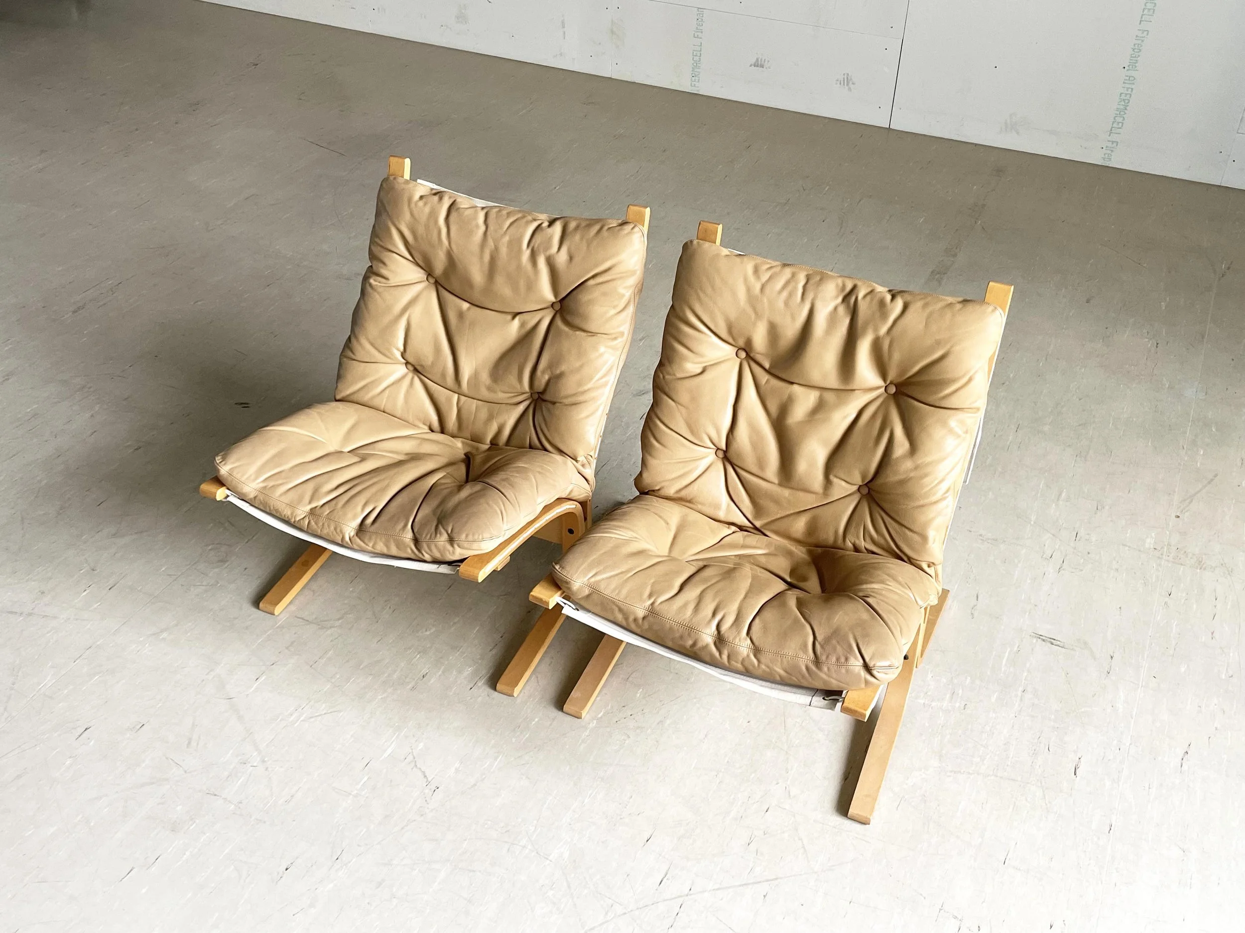 Westnova 'Siesta' leather Lounge Chairs / Leder Sessel