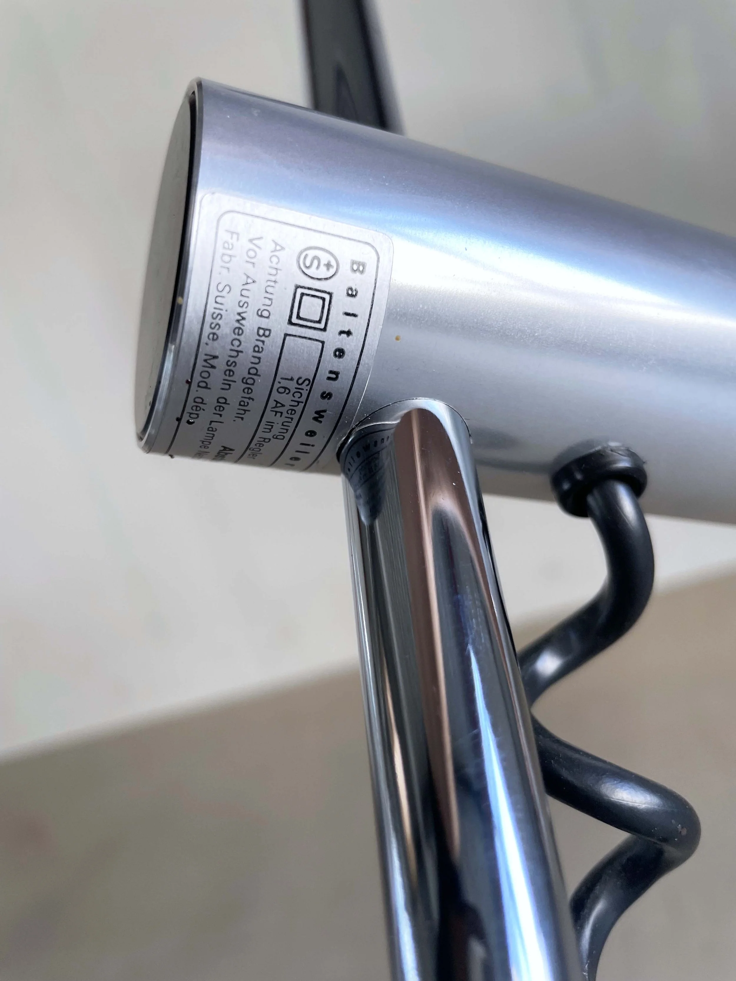 Modern Era_ Baltensweiler_Ständerlampe 1.JPG