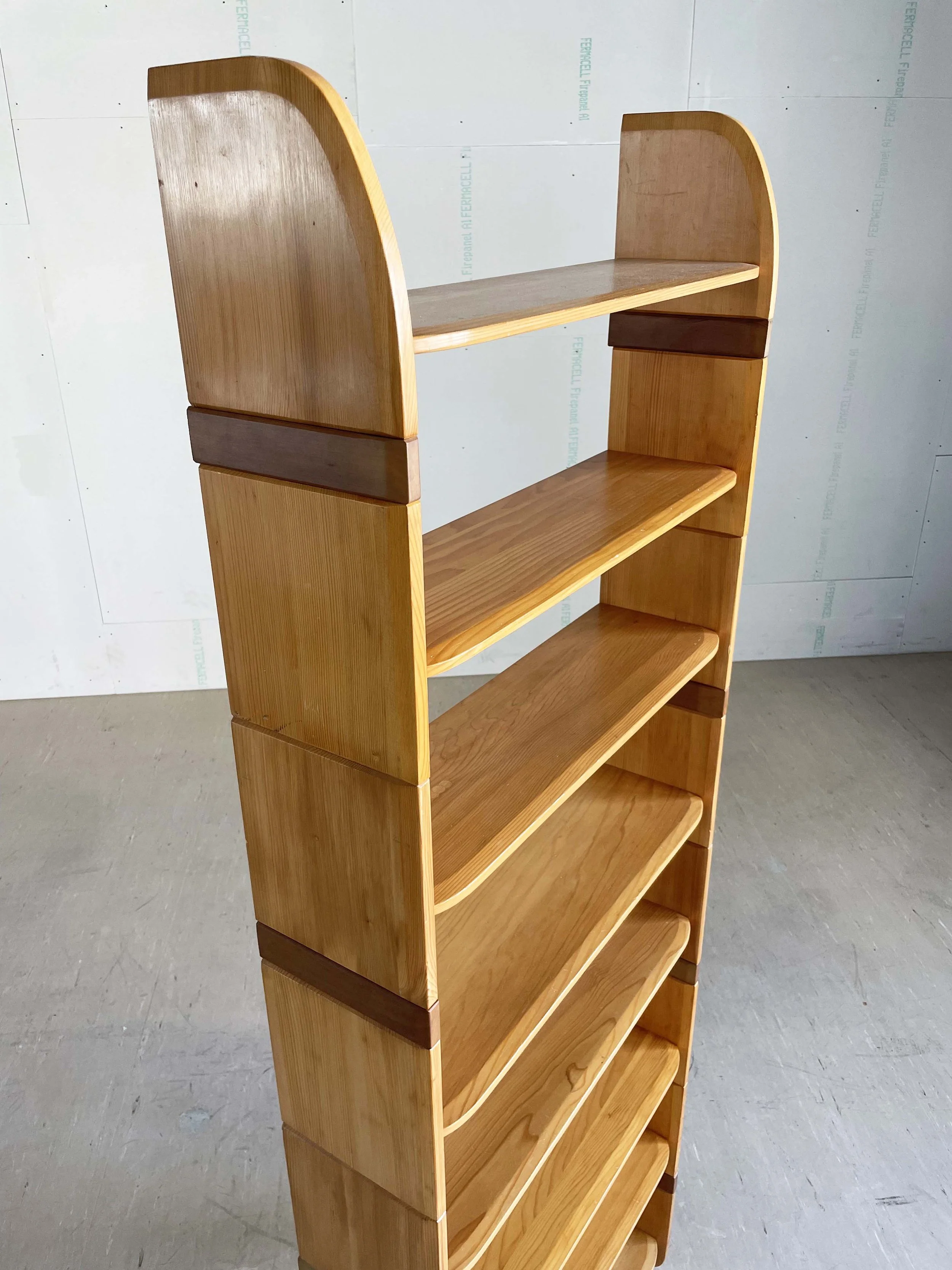 Regalsystem von Arthur Milani