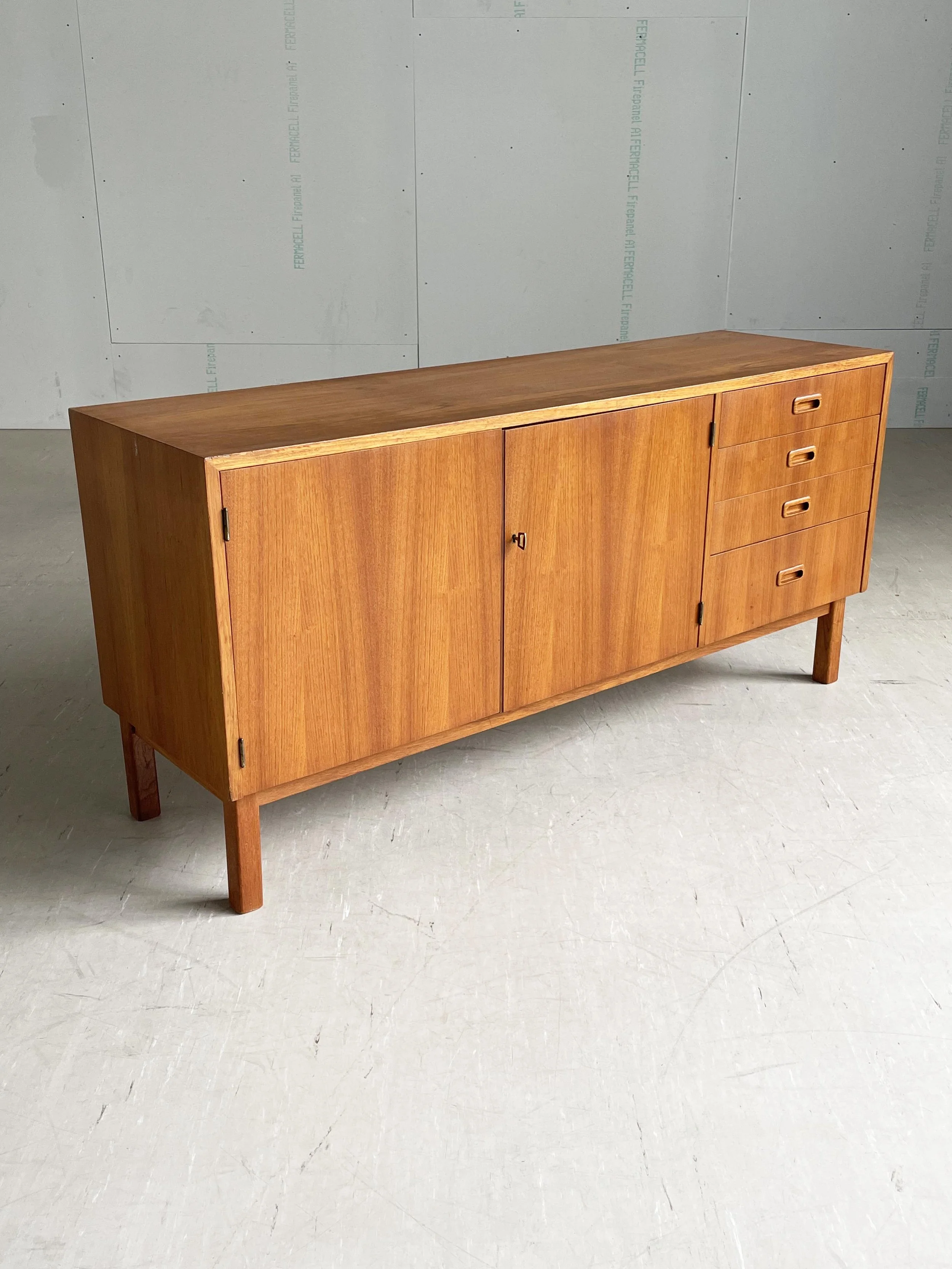 Modern ERa_Teak_Sideboard.1.JPG