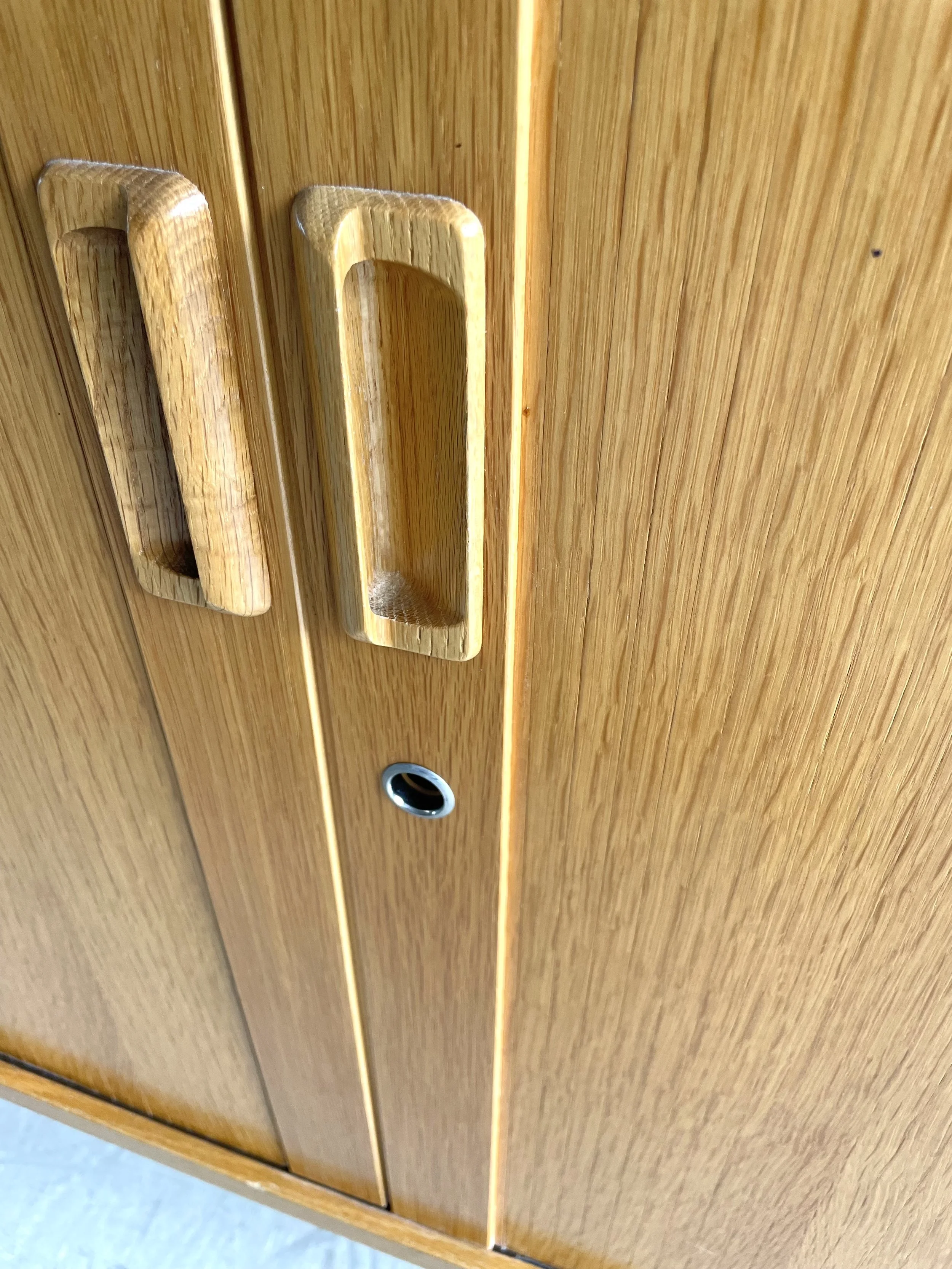 ModernEra_Hairpin_Rollschrank.5.JPG