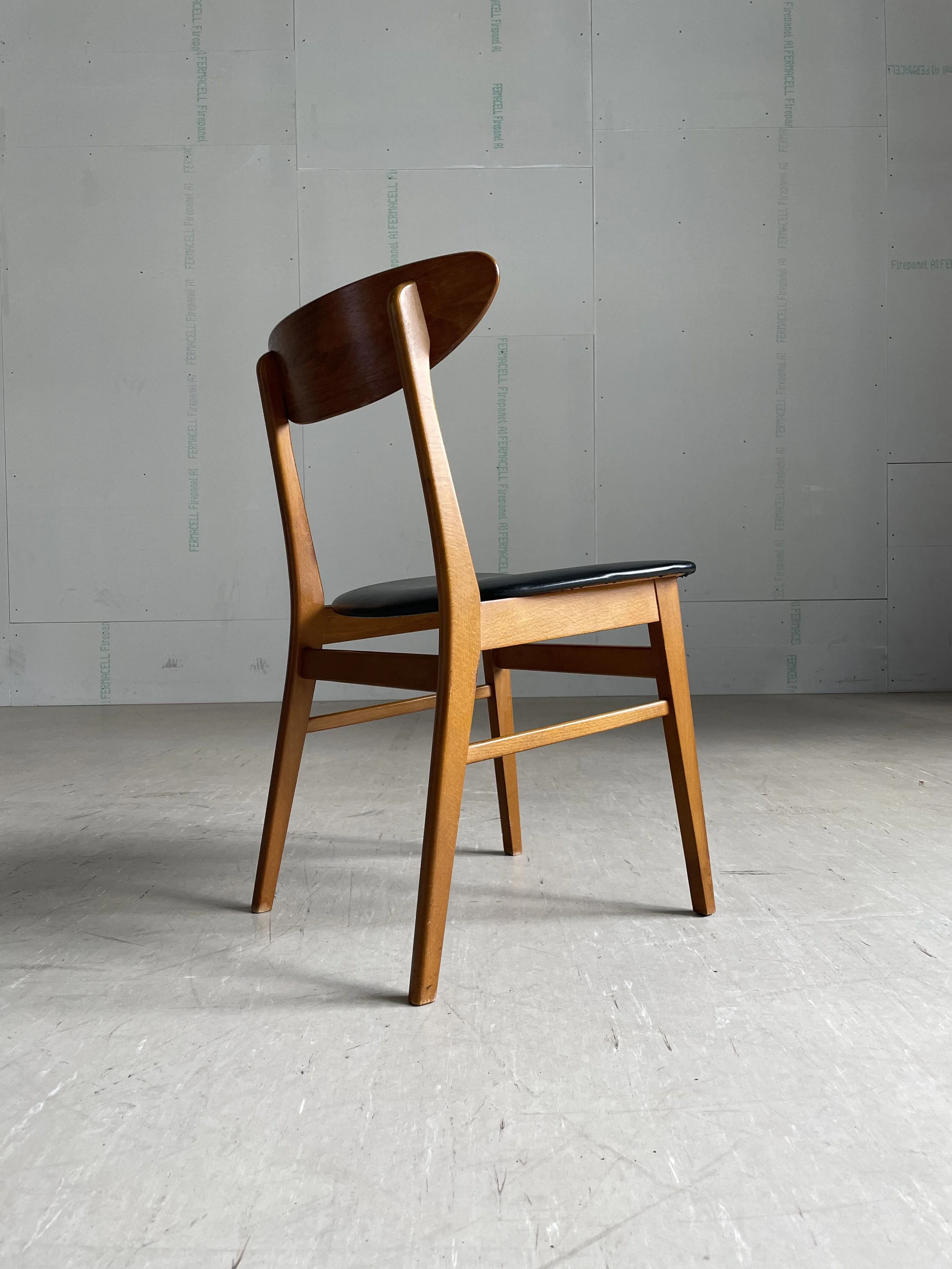 Farstrup Møbler.6.JPG