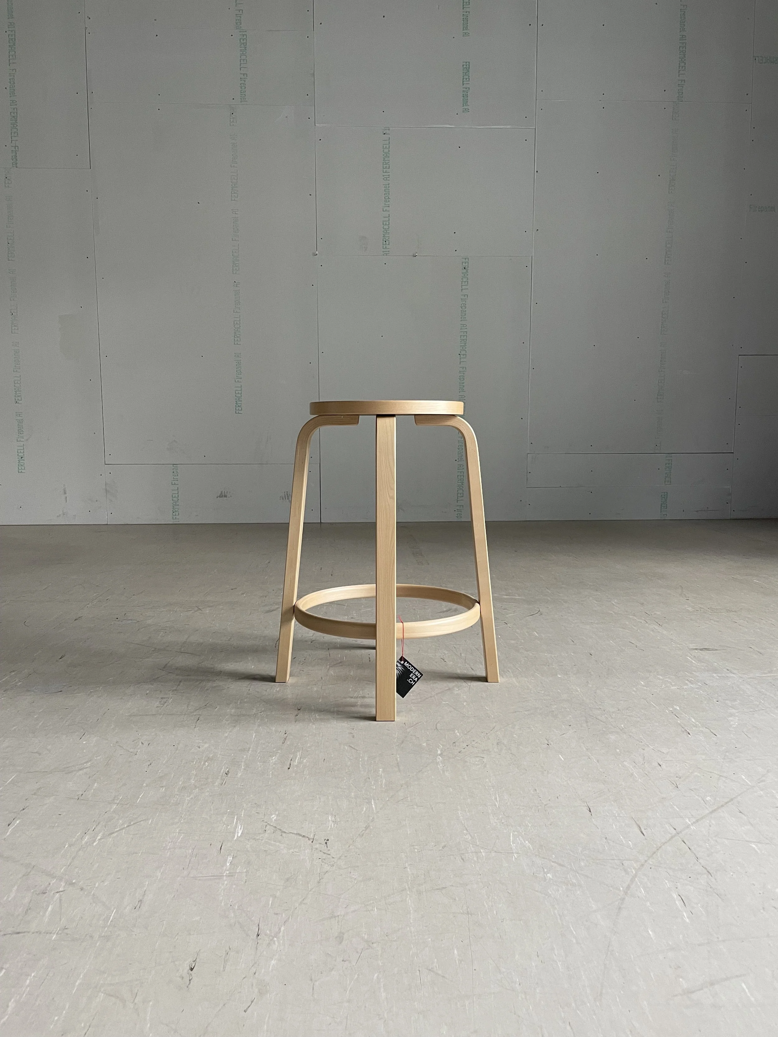 Artek 64 Barhocker - Alvar Aalto