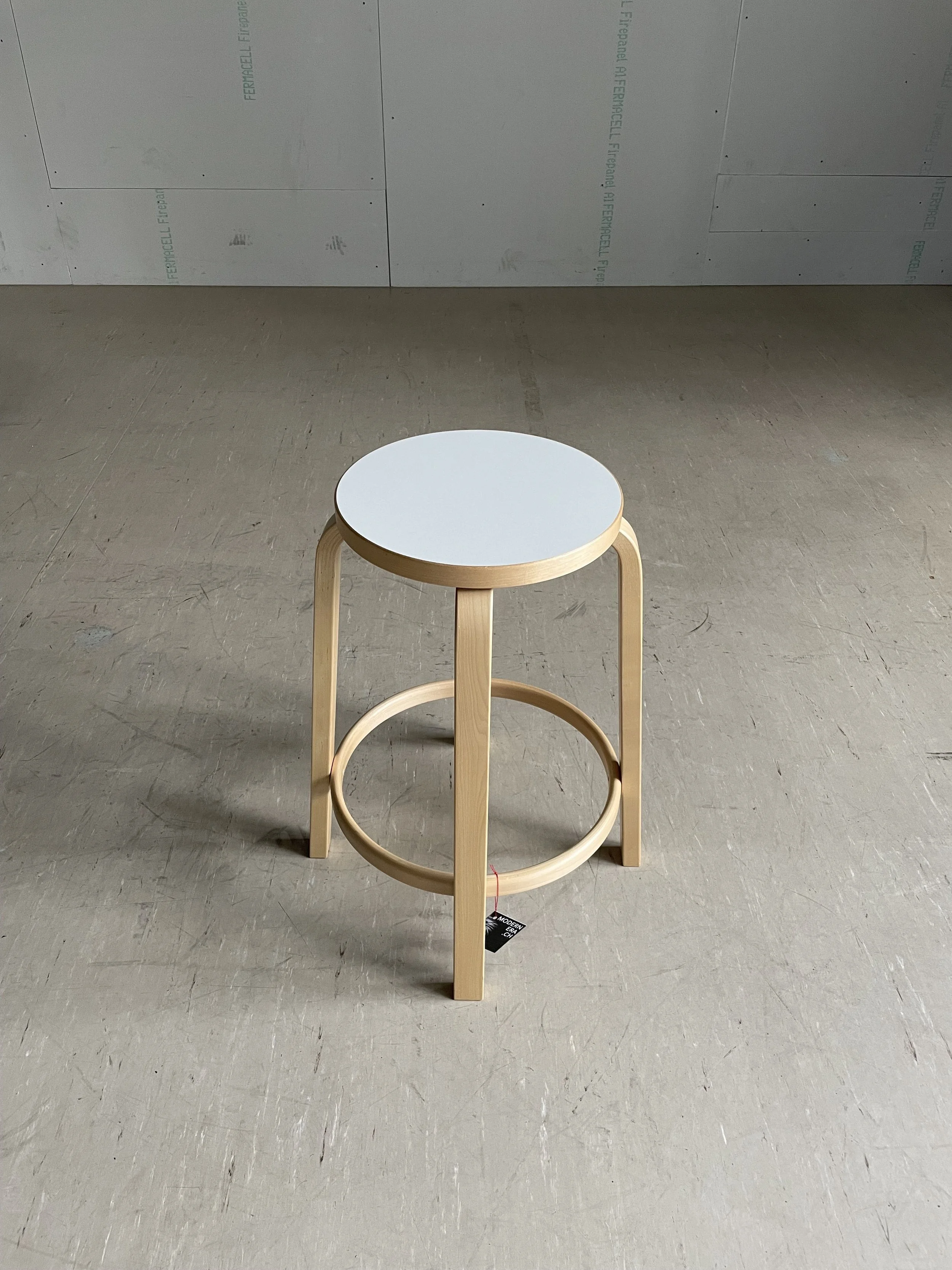 Artek 64 Barhocker - Alvar Aalto