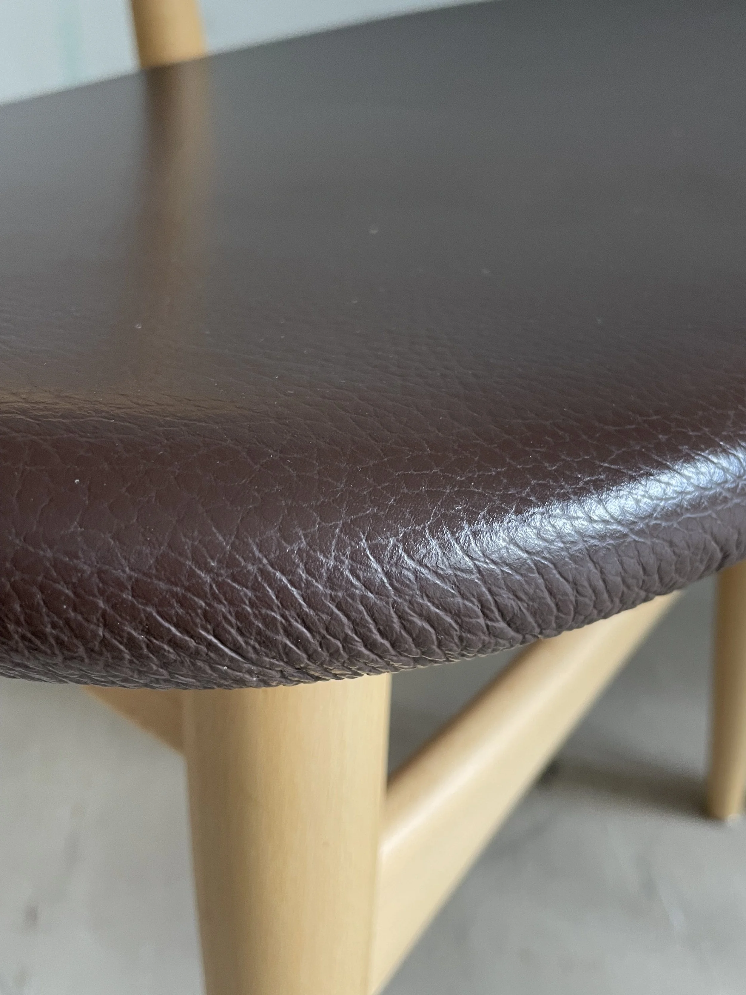 Stühle Carl Hansen - CH33 P - Hans J. Wegner