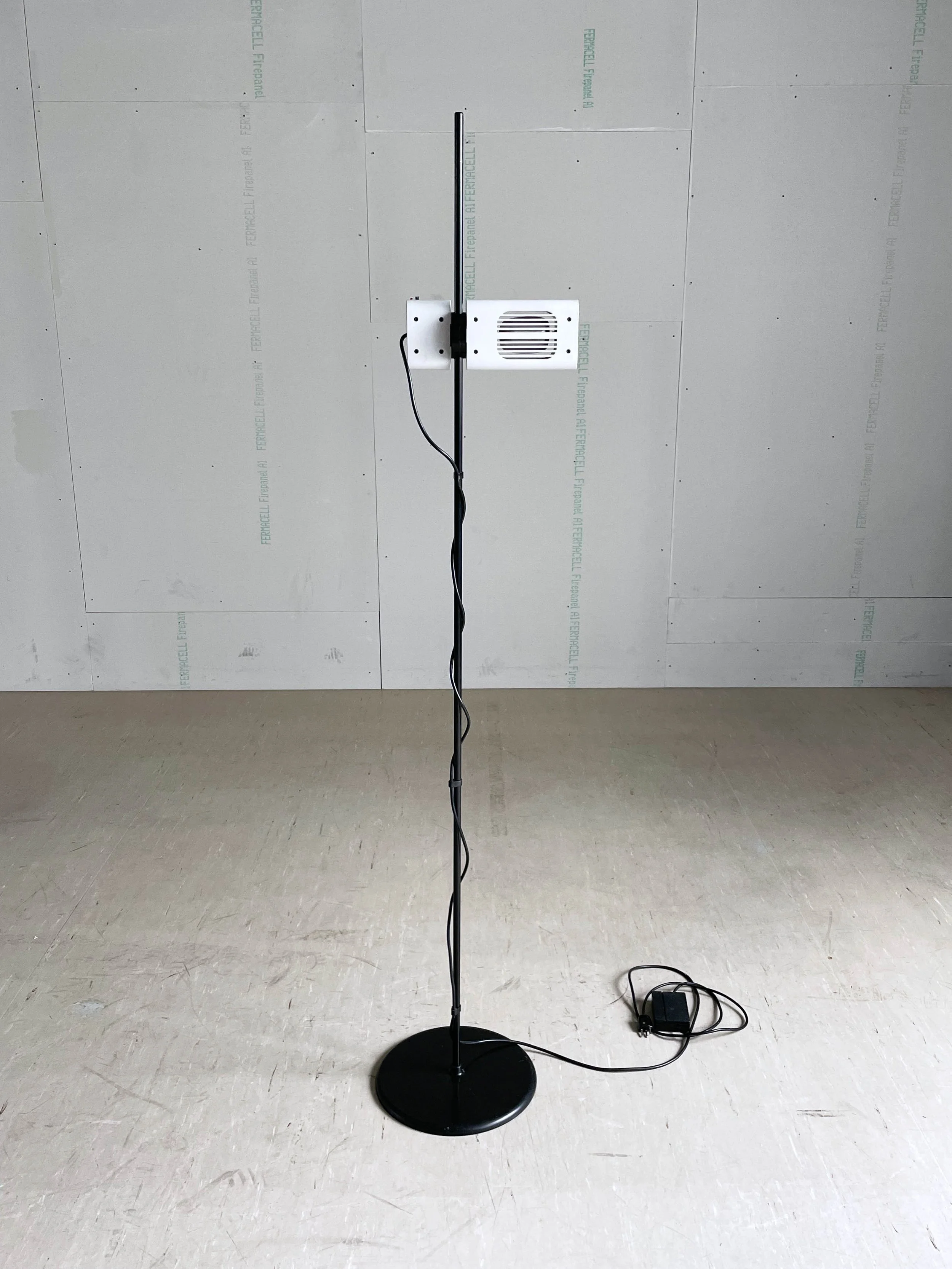 Artemide Aton Terra.8.JPG