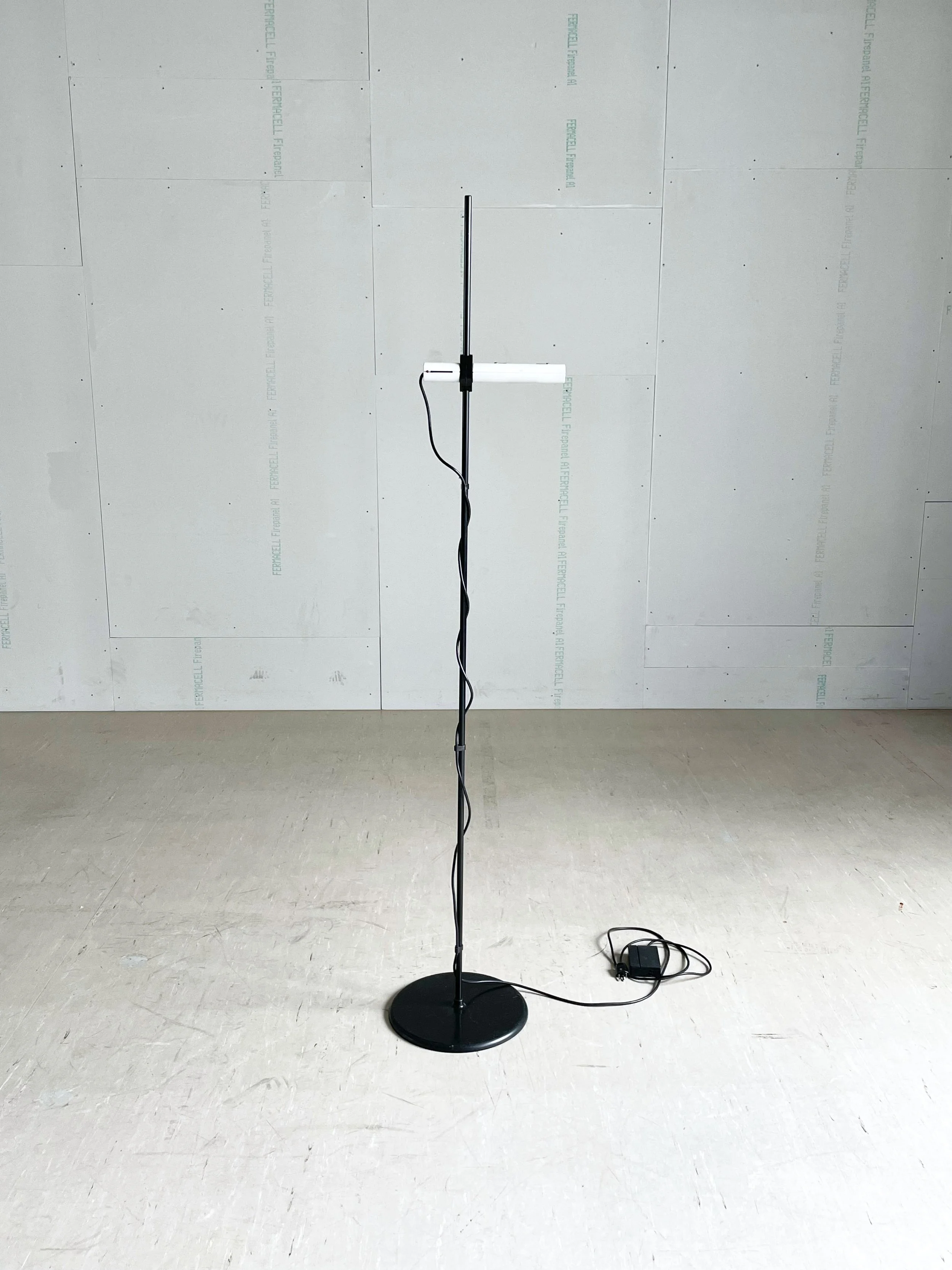 Artemide Aton Terra.2.JPG