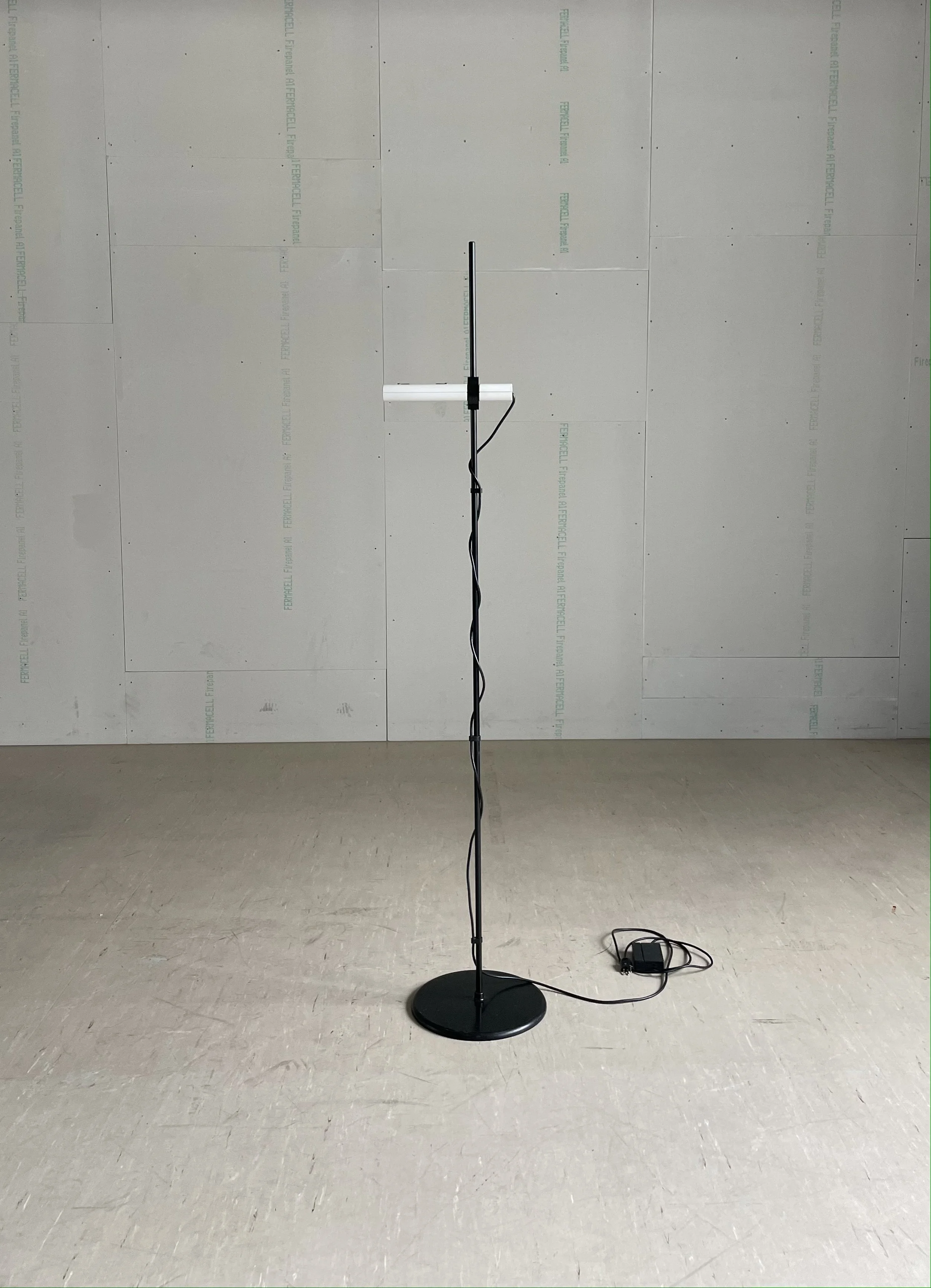 Artemide Aton Terra.12.JPG