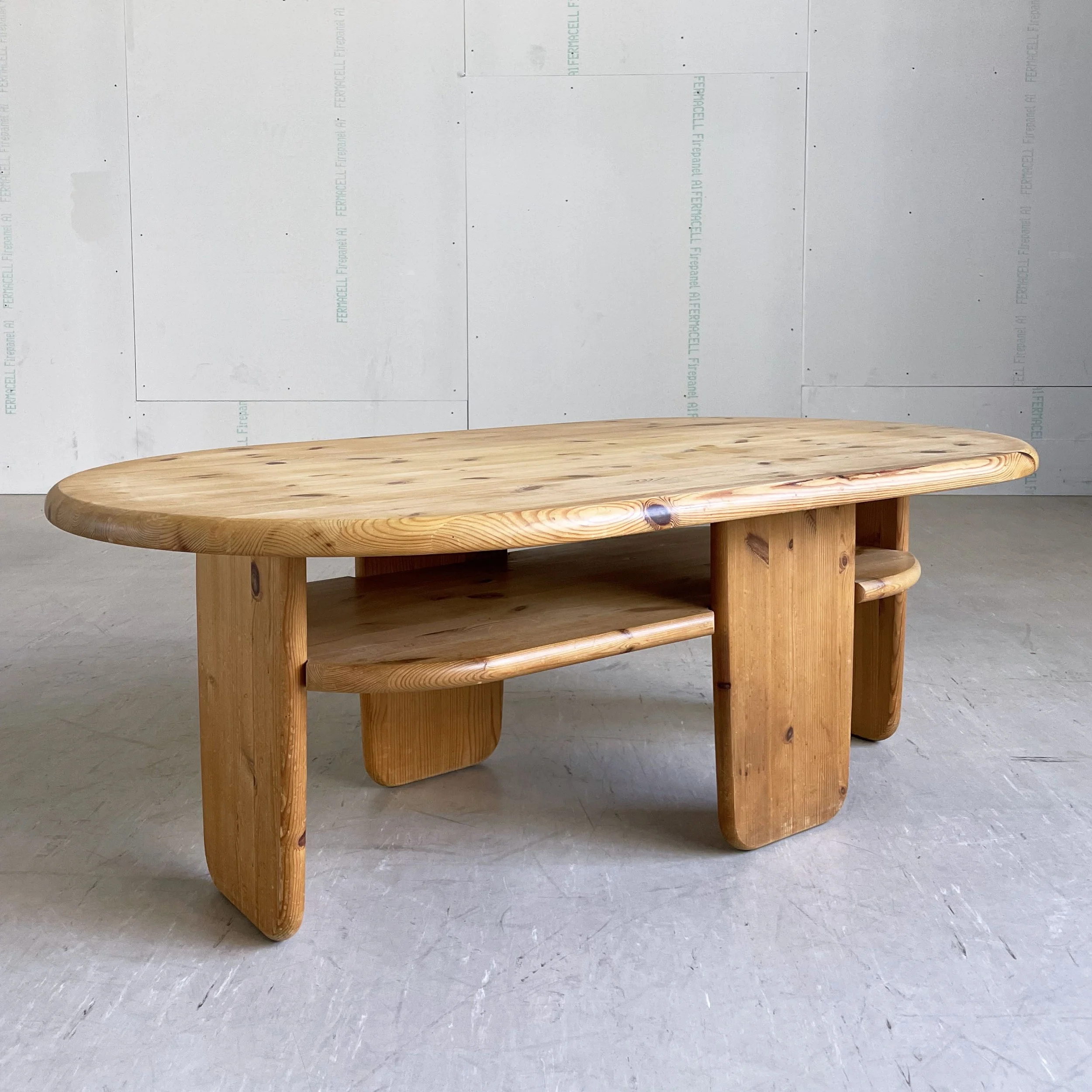 Holz Salontisch dänisch.5.JPG