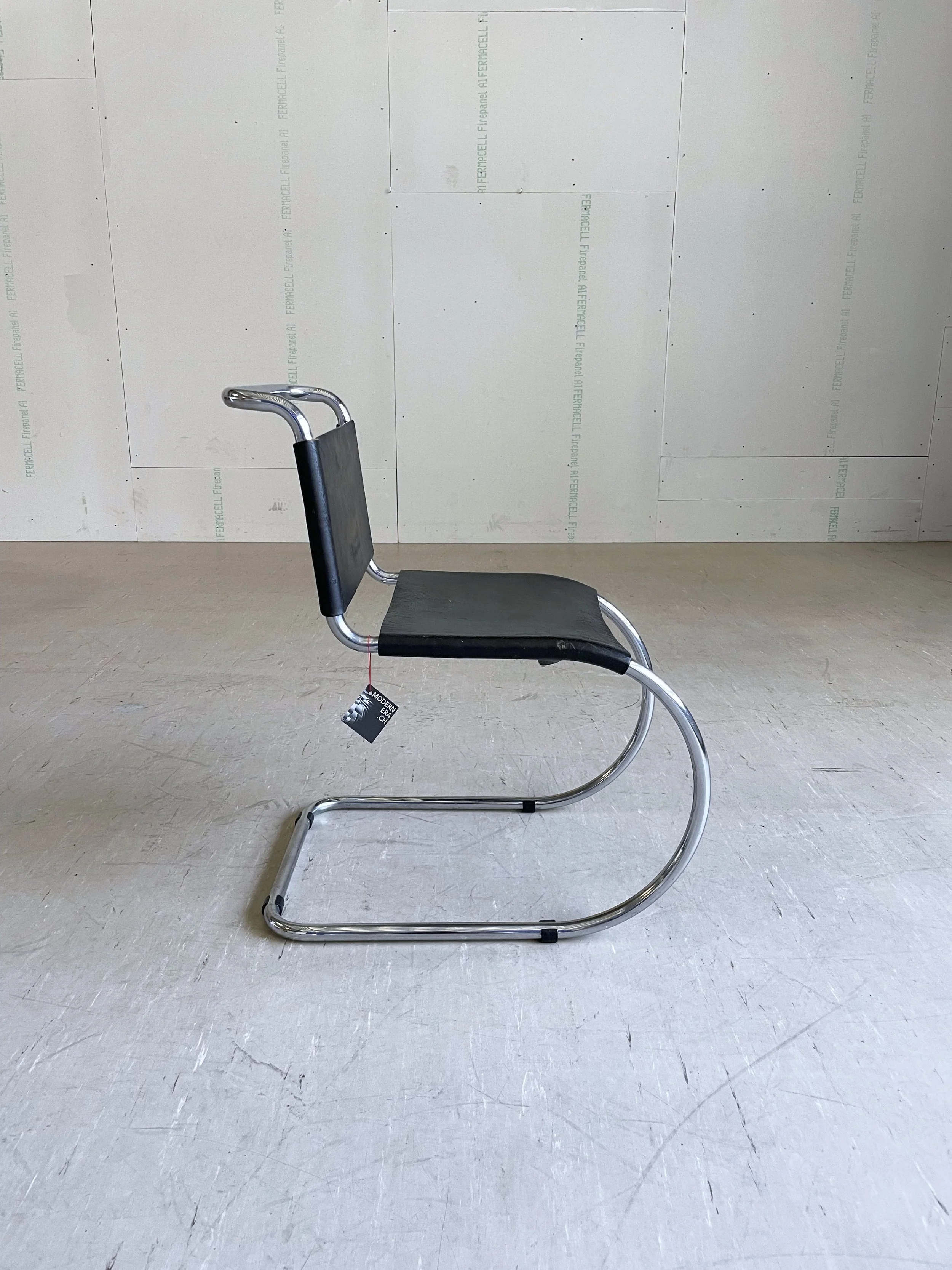 Ludwig Mies Van der Rohe MR10 - Freischwinger