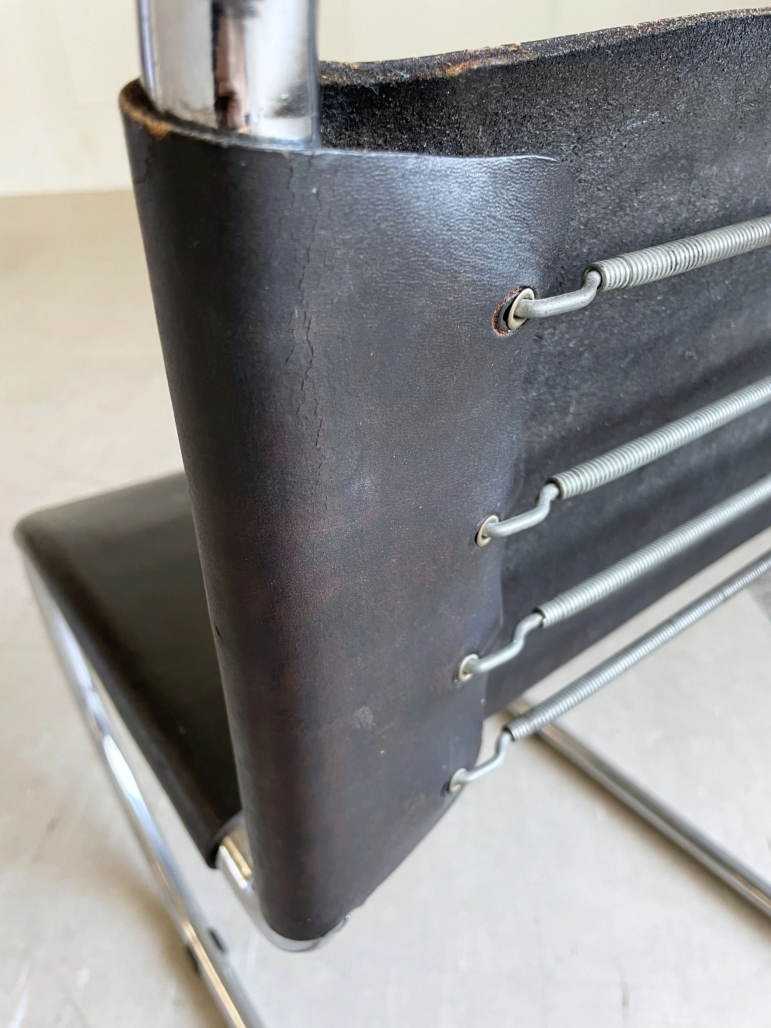Ludwig Mies Van der Rohe MR10 - Freischwinger