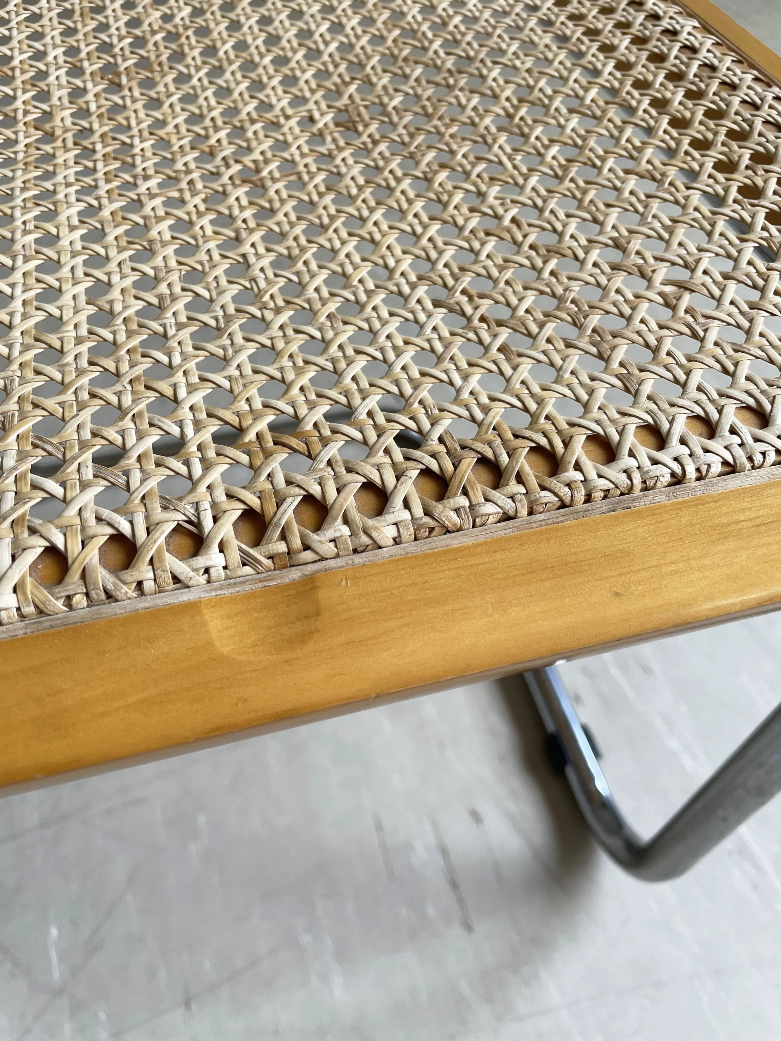 Marcel Breuer Bistro Stuhl - Freischwinger