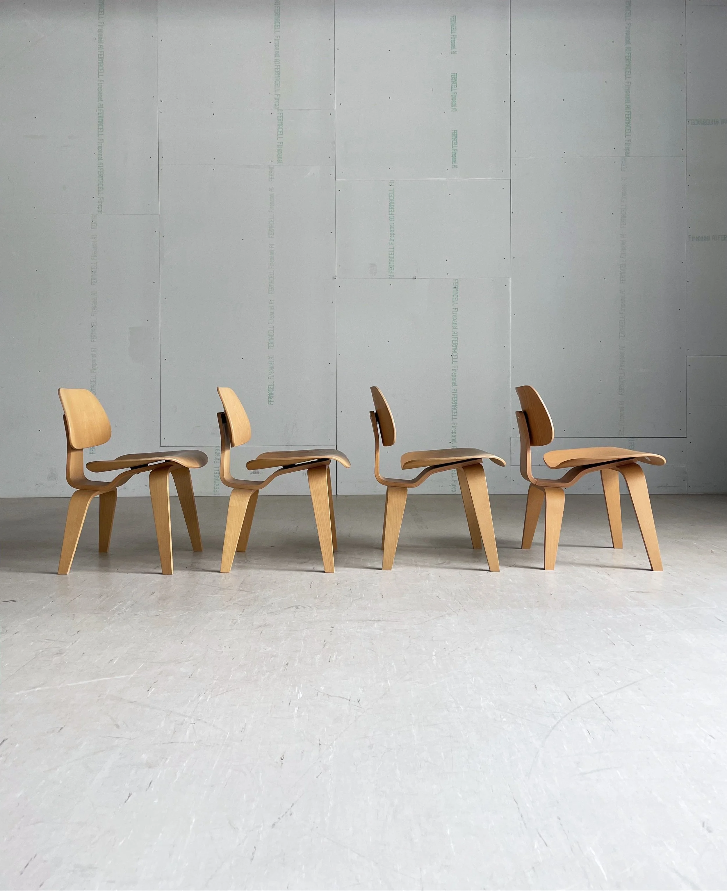 Eames DCW Plywood Dining Chair