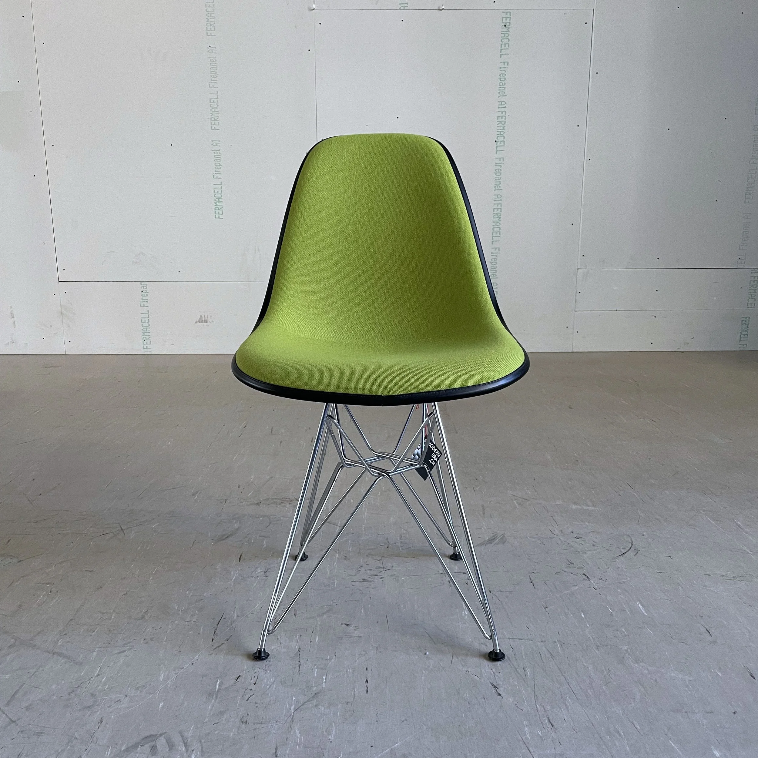 Vitra Eames DSR Side Chair