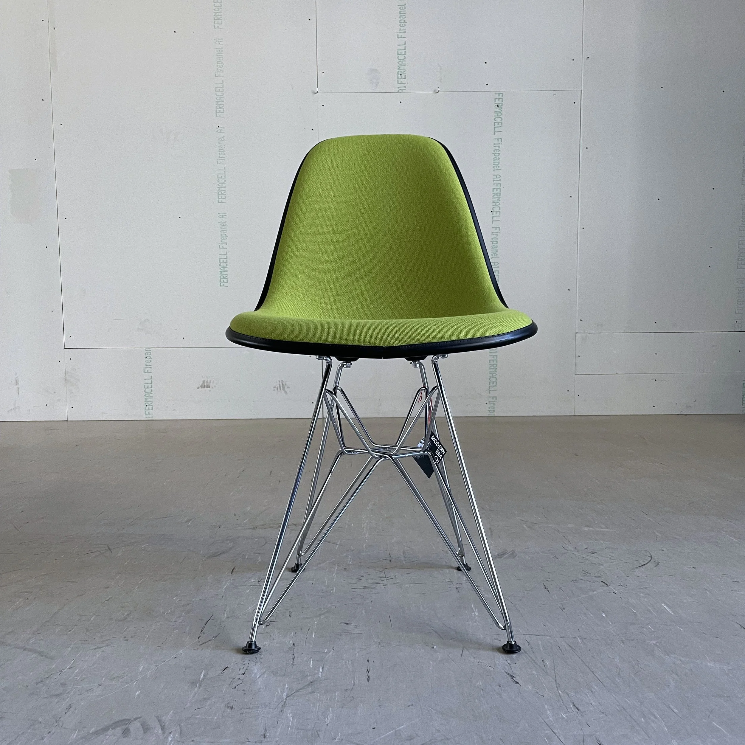 Vitra Eames DSR Side Chair