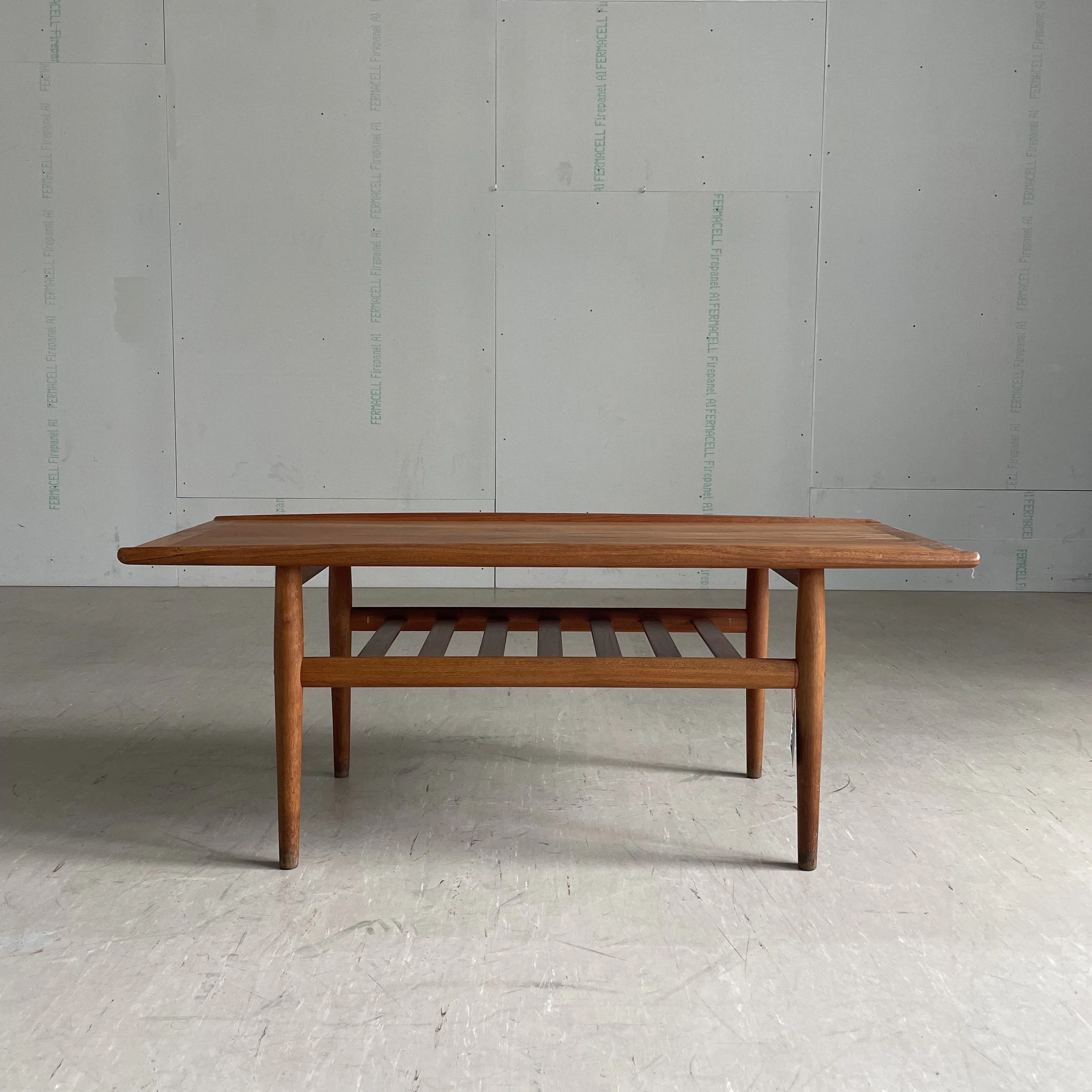 Grete Jalk Coffeetable