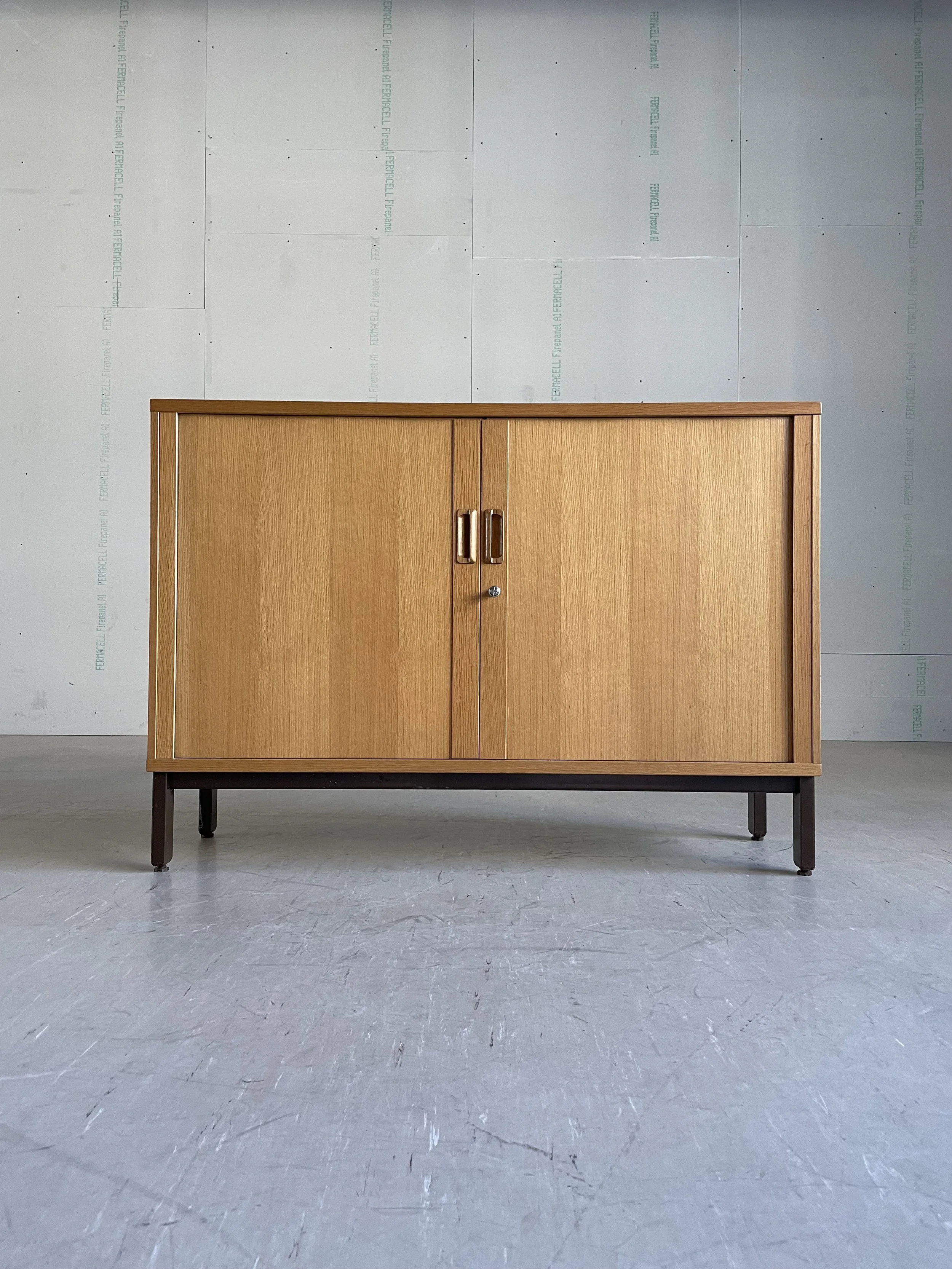 Rollschrank / Sideboard