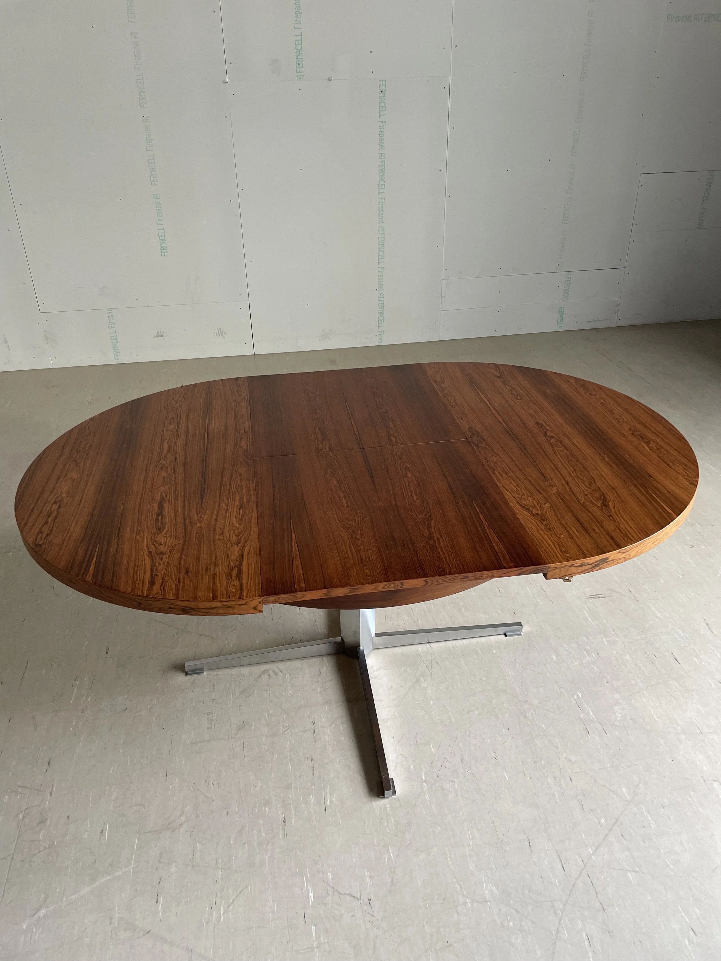 1960’s Extendable Dining Table / Esstisch ausziehbar