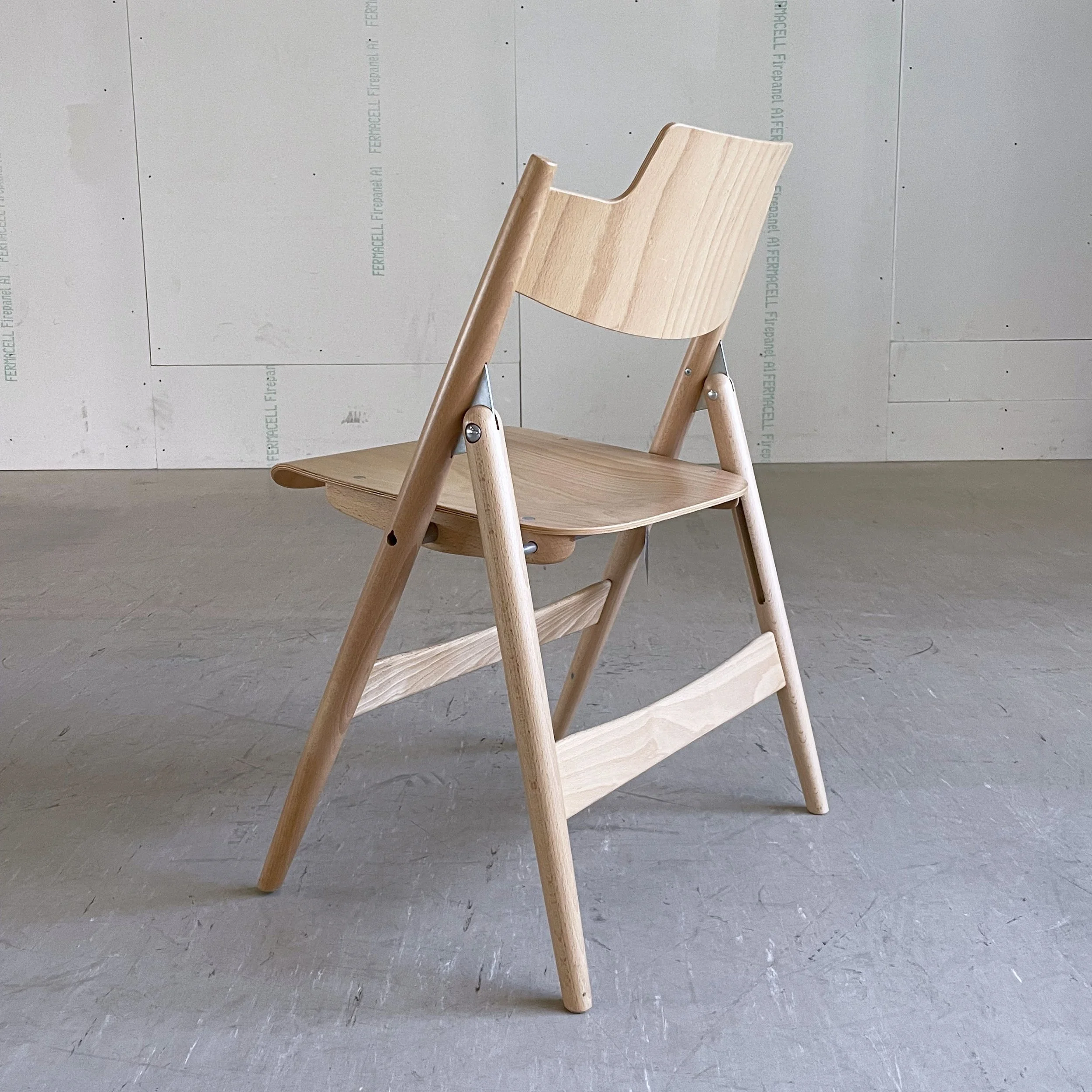 Egon Eiermann SE18 Folding Chair.6.JPG