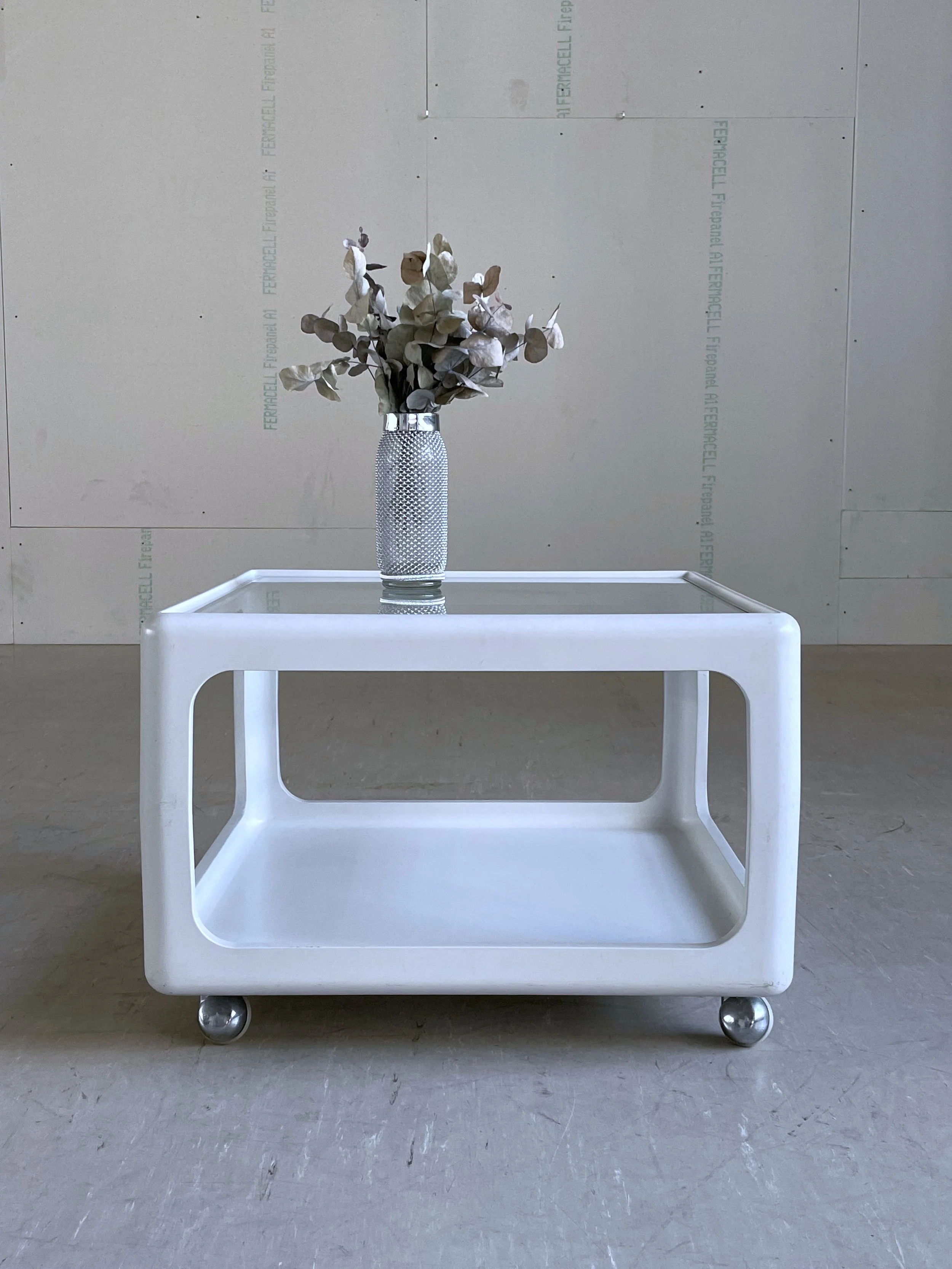 Peter Ghyczy Coffe Table.4.JPG