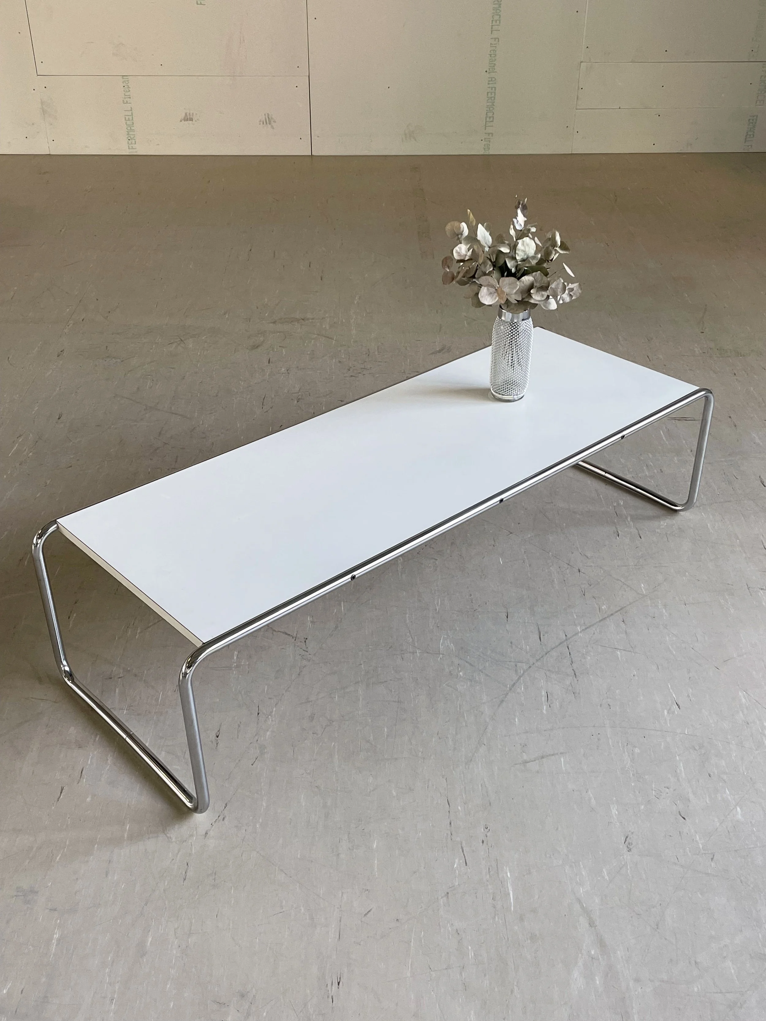 Knoll International Laccio 2 Coffee Table by Marcel Breuer, 1925
