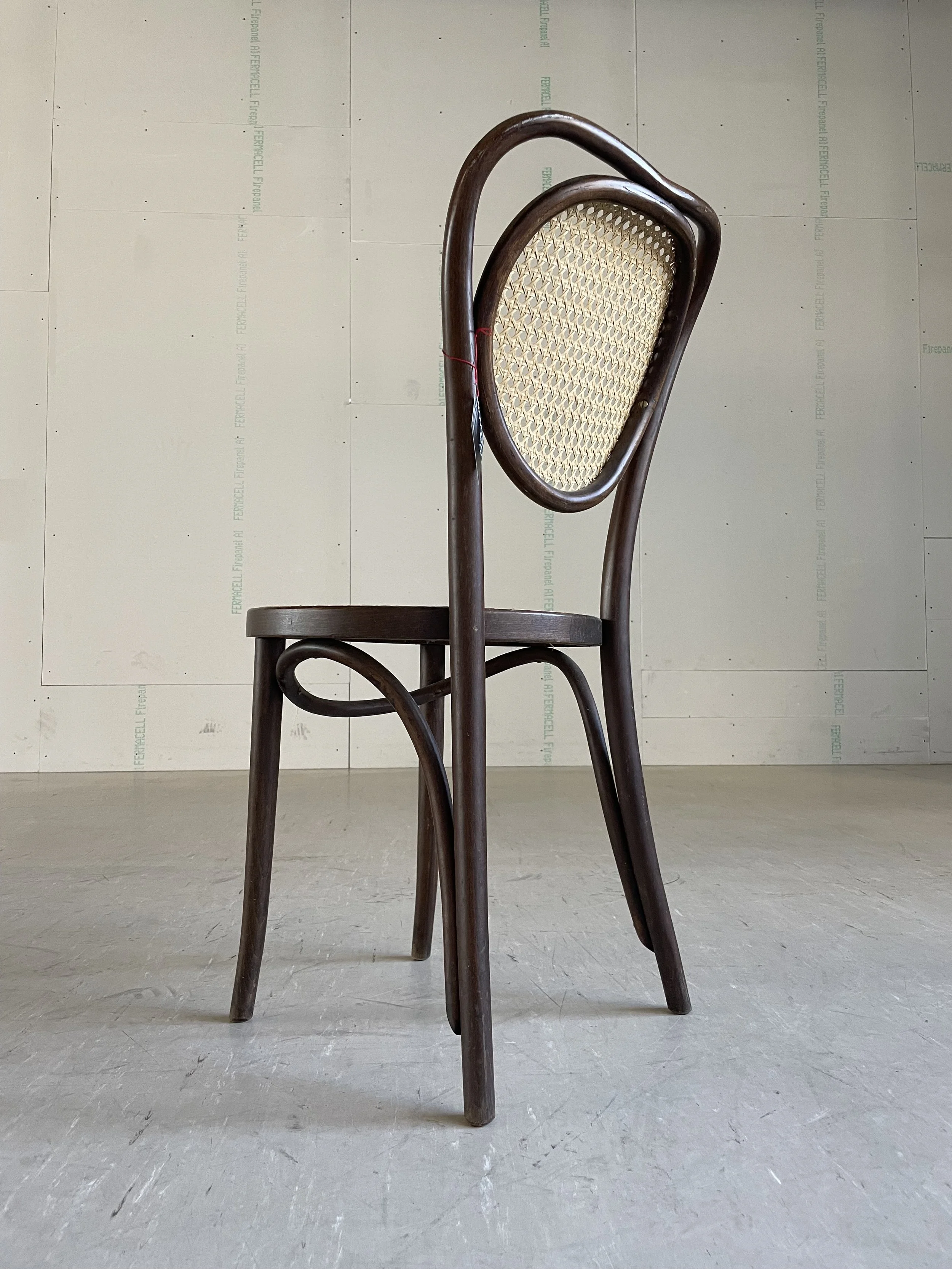 Thonet Bistrot Stuhl.14.JPG