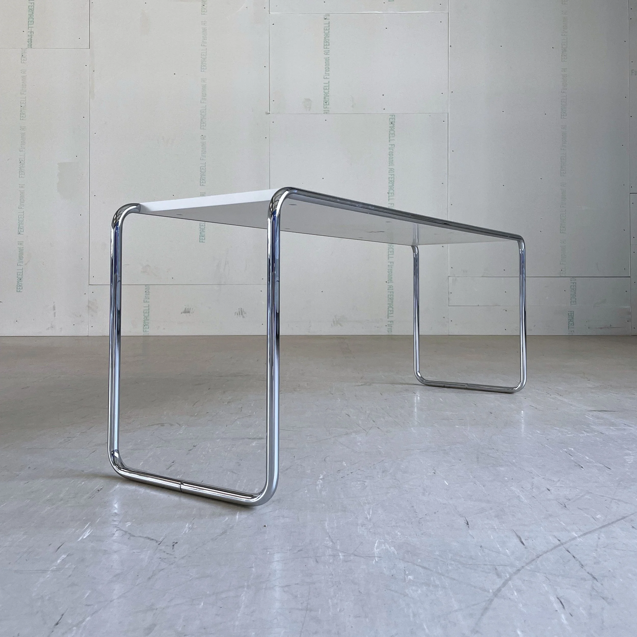 ModernEra_Knoll_Thonet_Salontisch_12.JPG