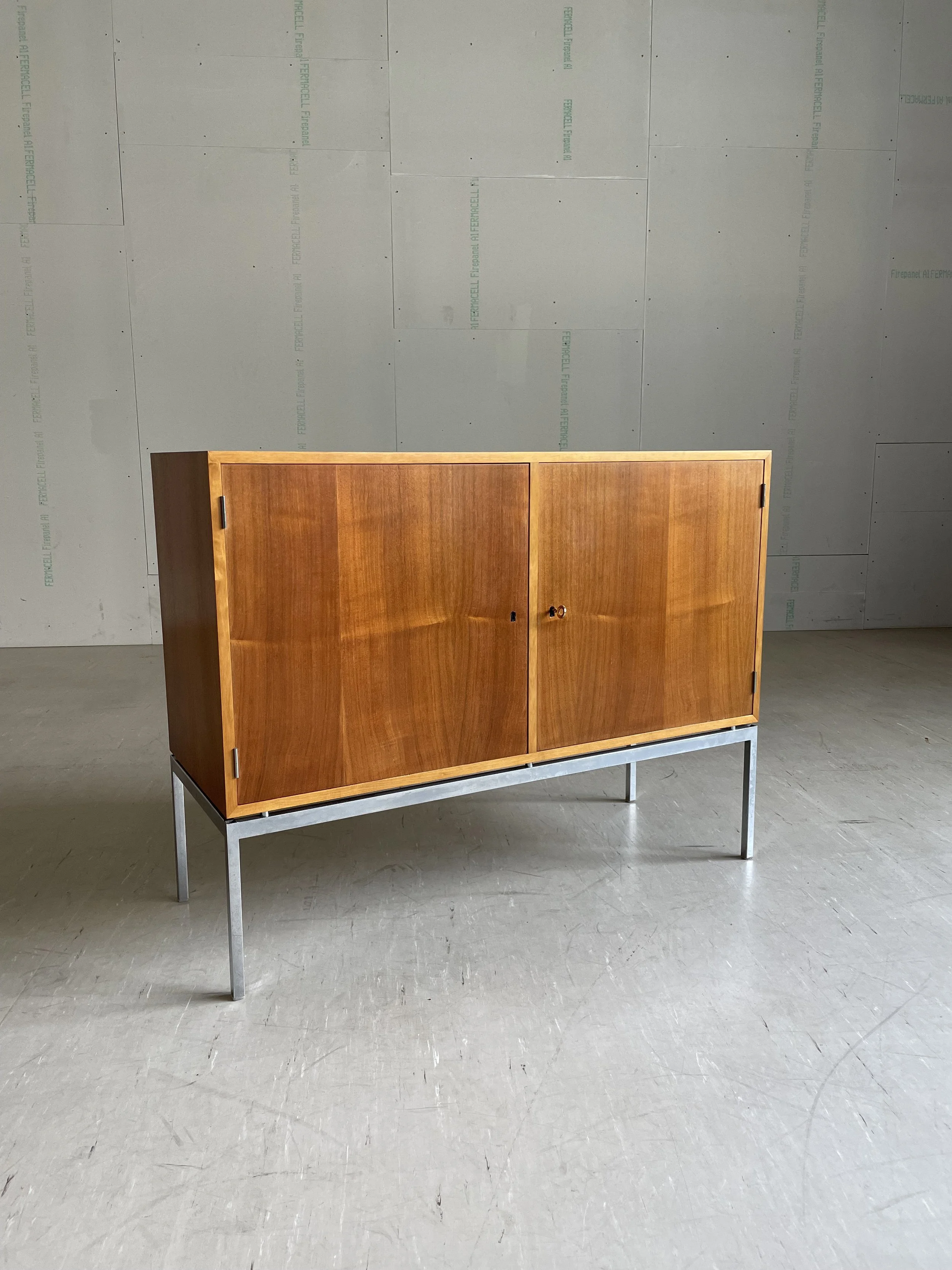 Walnut Vintage Design Sideboard
