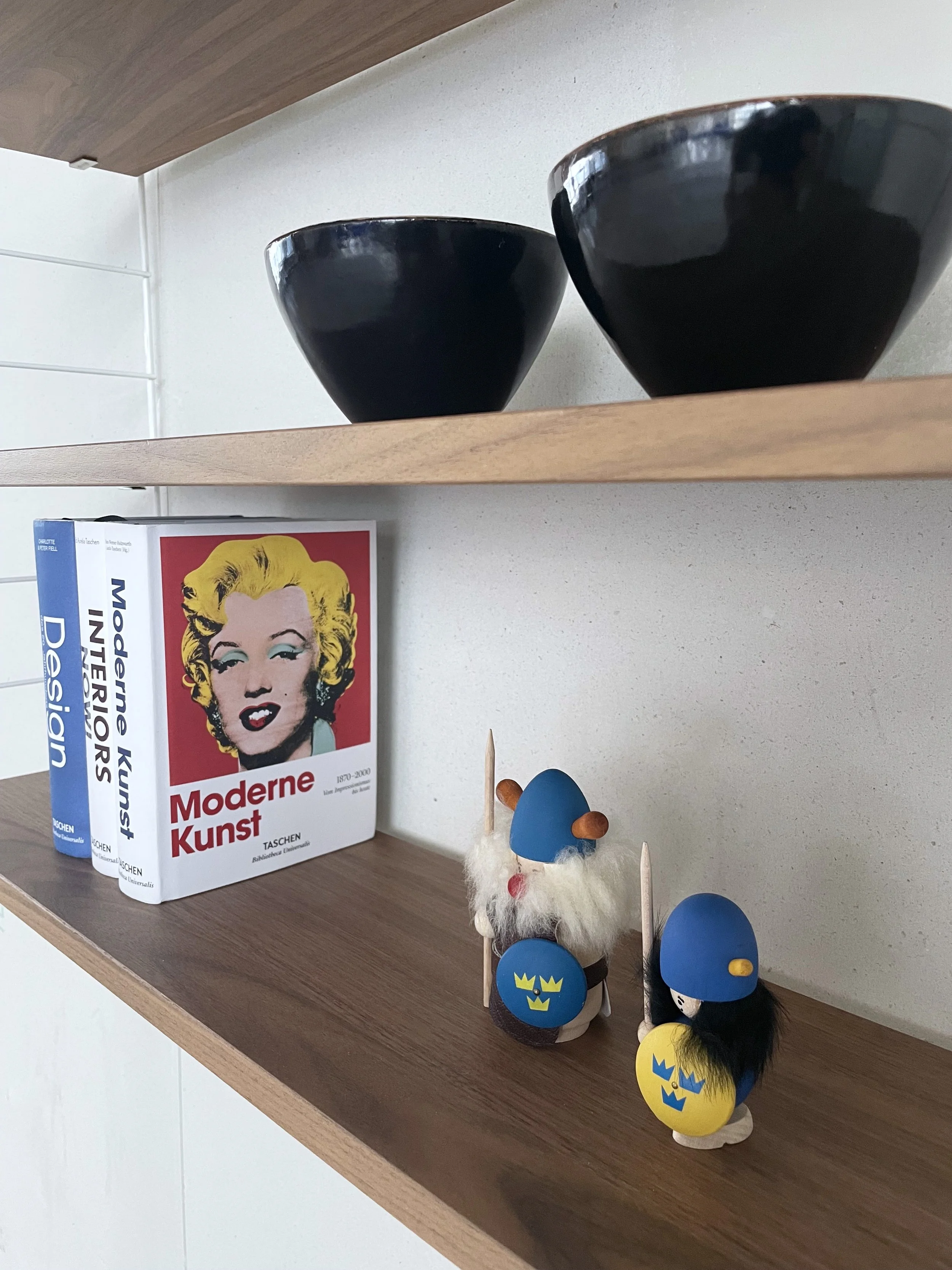 String Regal weiss.1.JPG