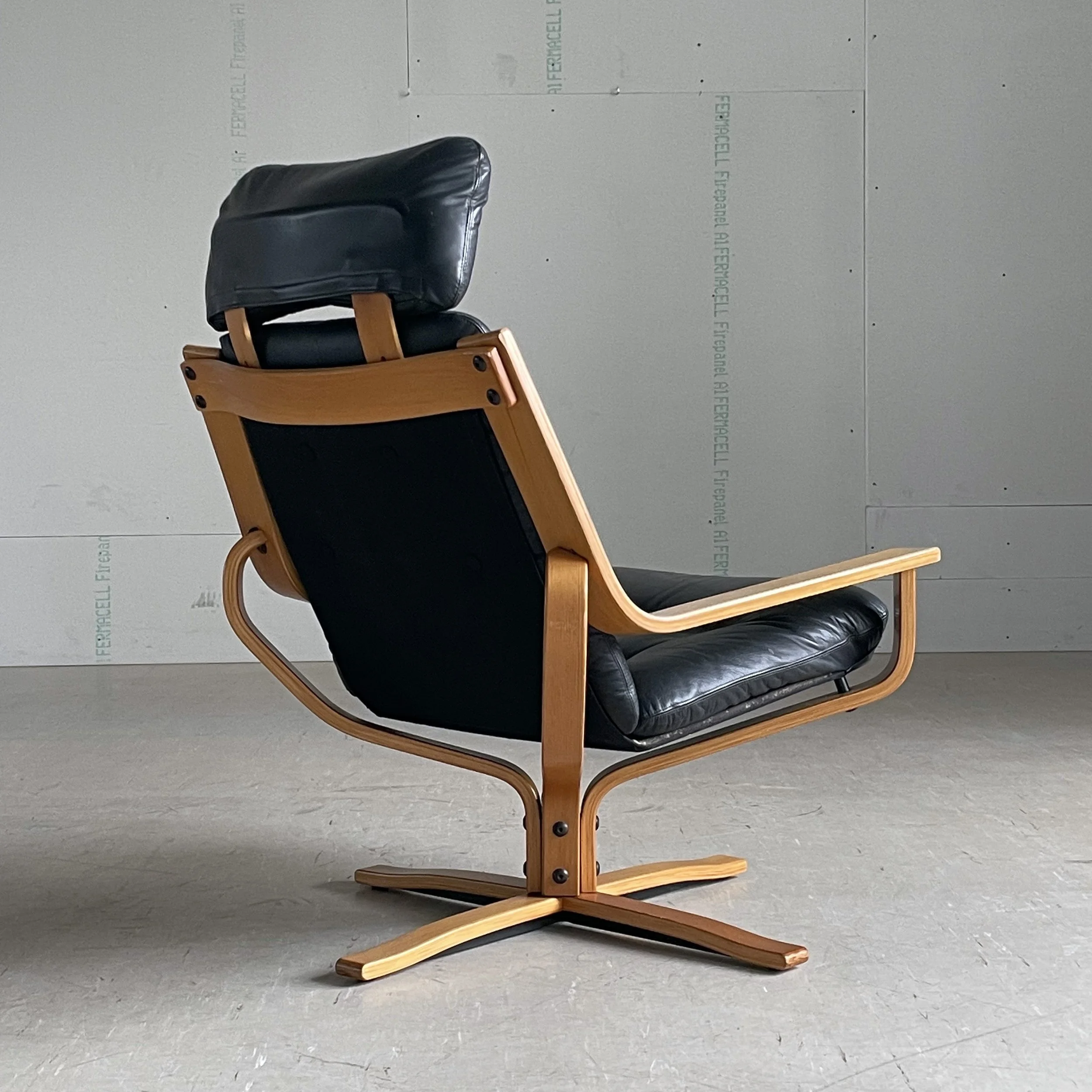 Joe Rufenacht leather Lounge Chair.7.JPG