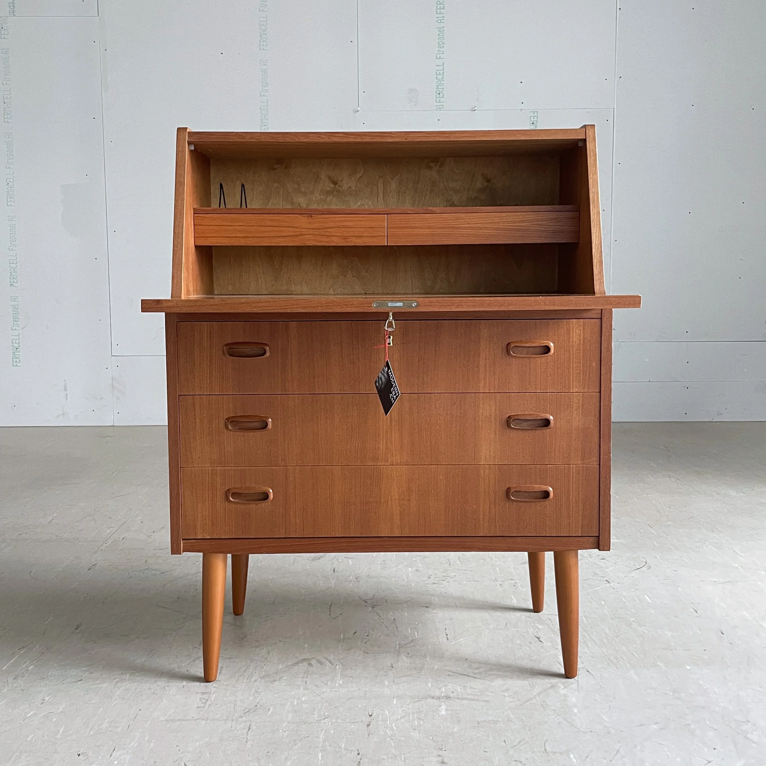 Mid Century Teak Bureau - Angvik Möbler