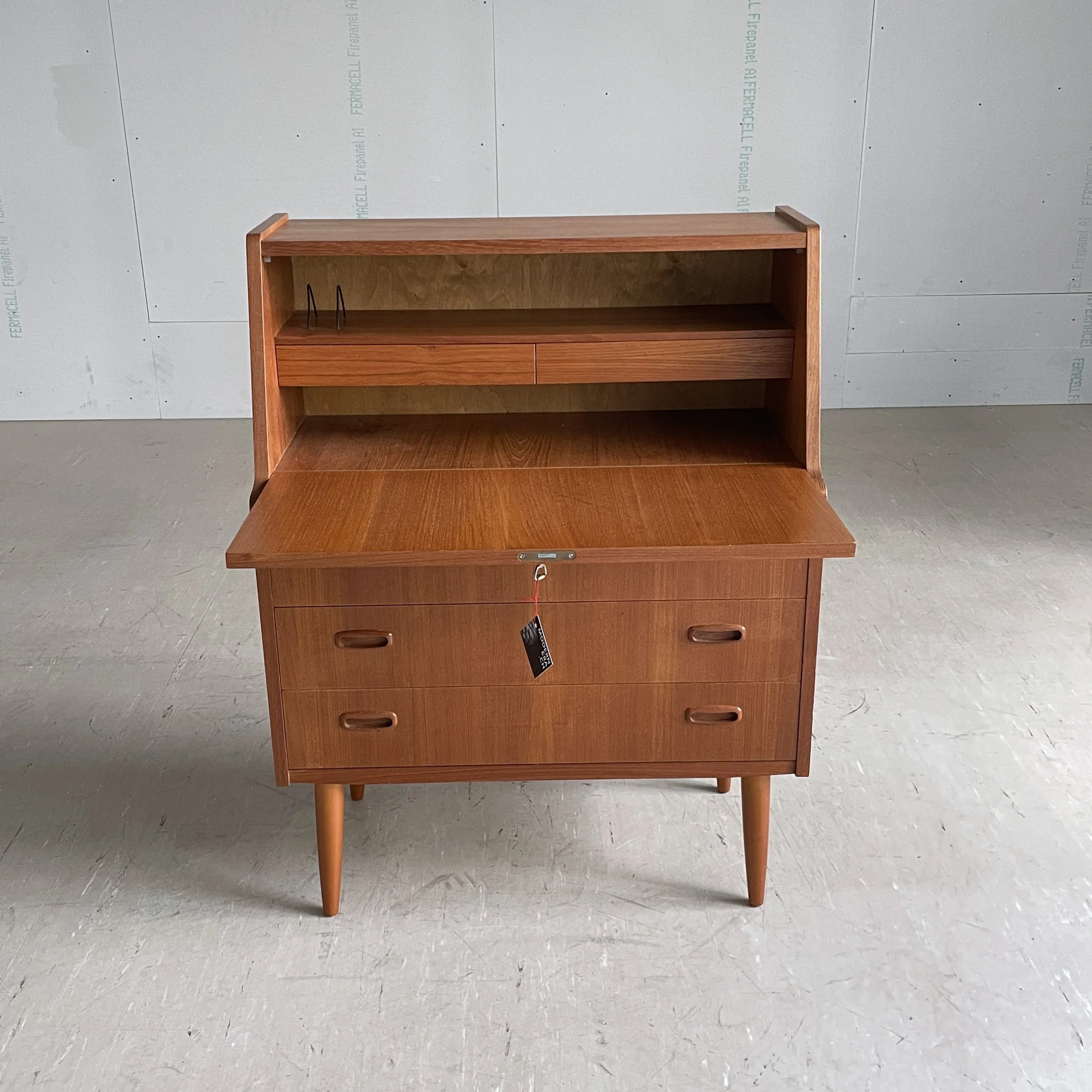 Skandinavischer Teak Sekretär