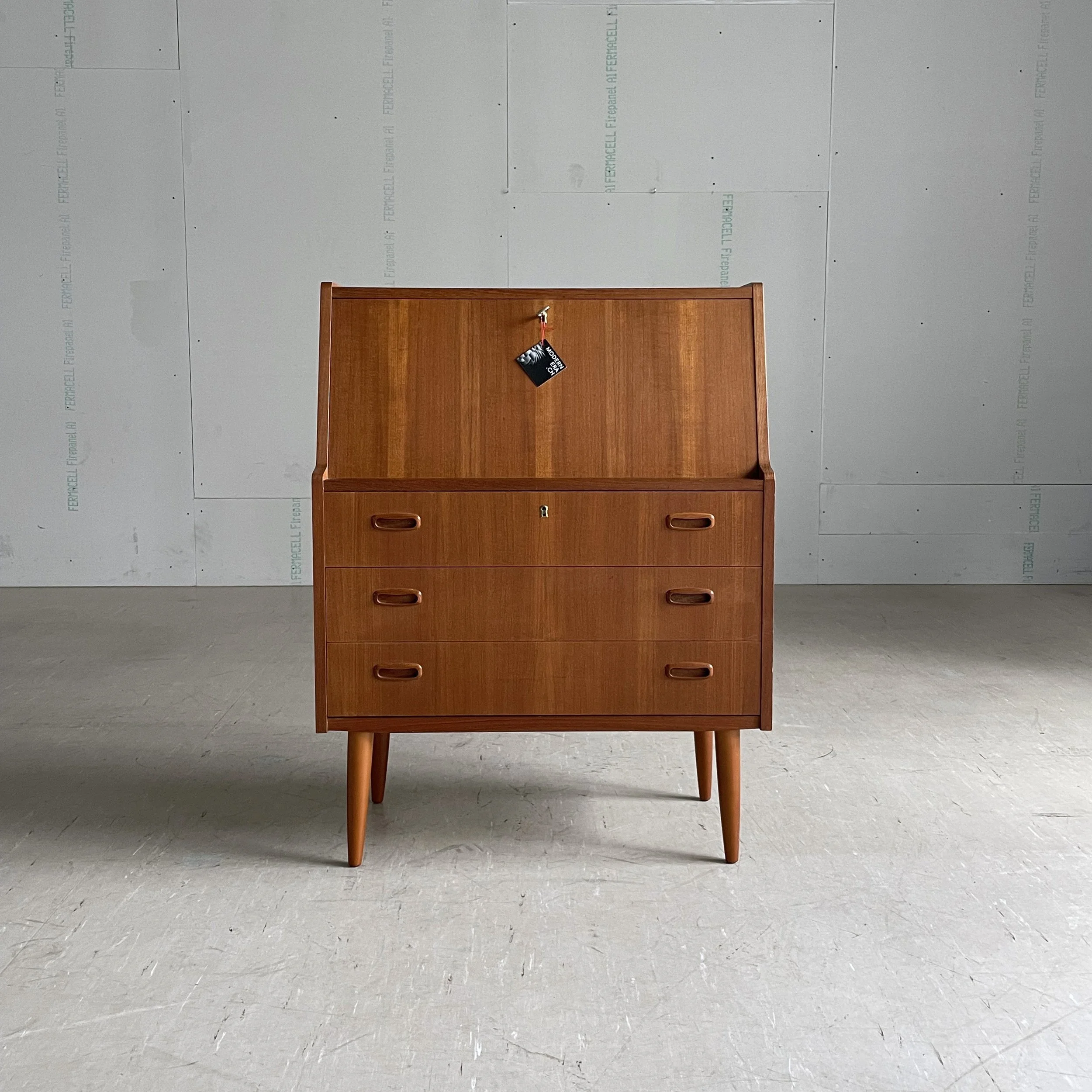 Skandinavischer Teak Sekretär