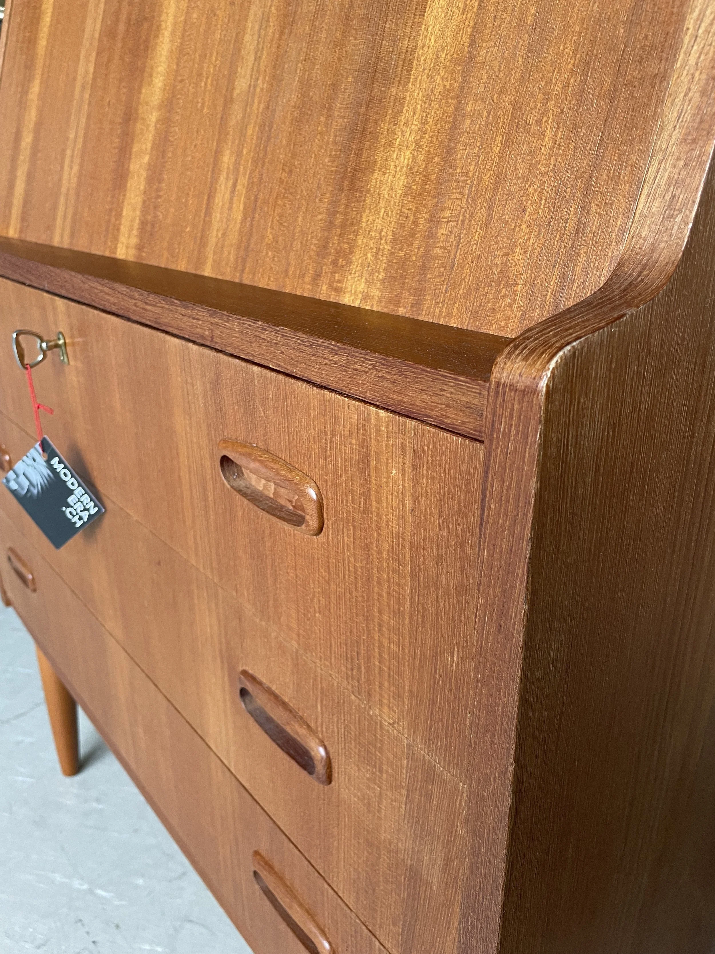 Teak Sekretär.13.JPG