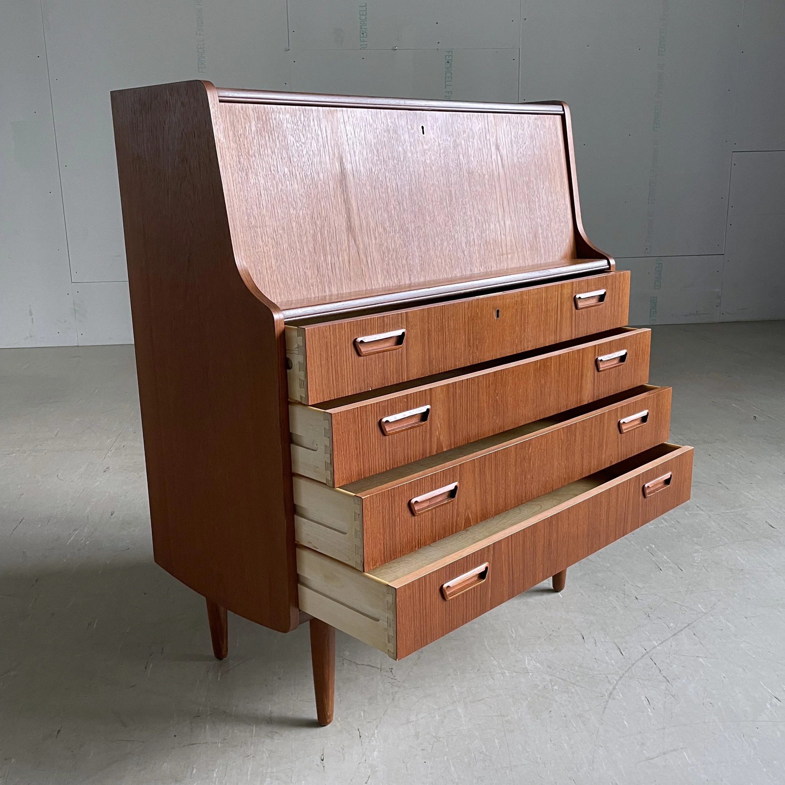 Dänischer Teak Sekretär von Poul Jenssen