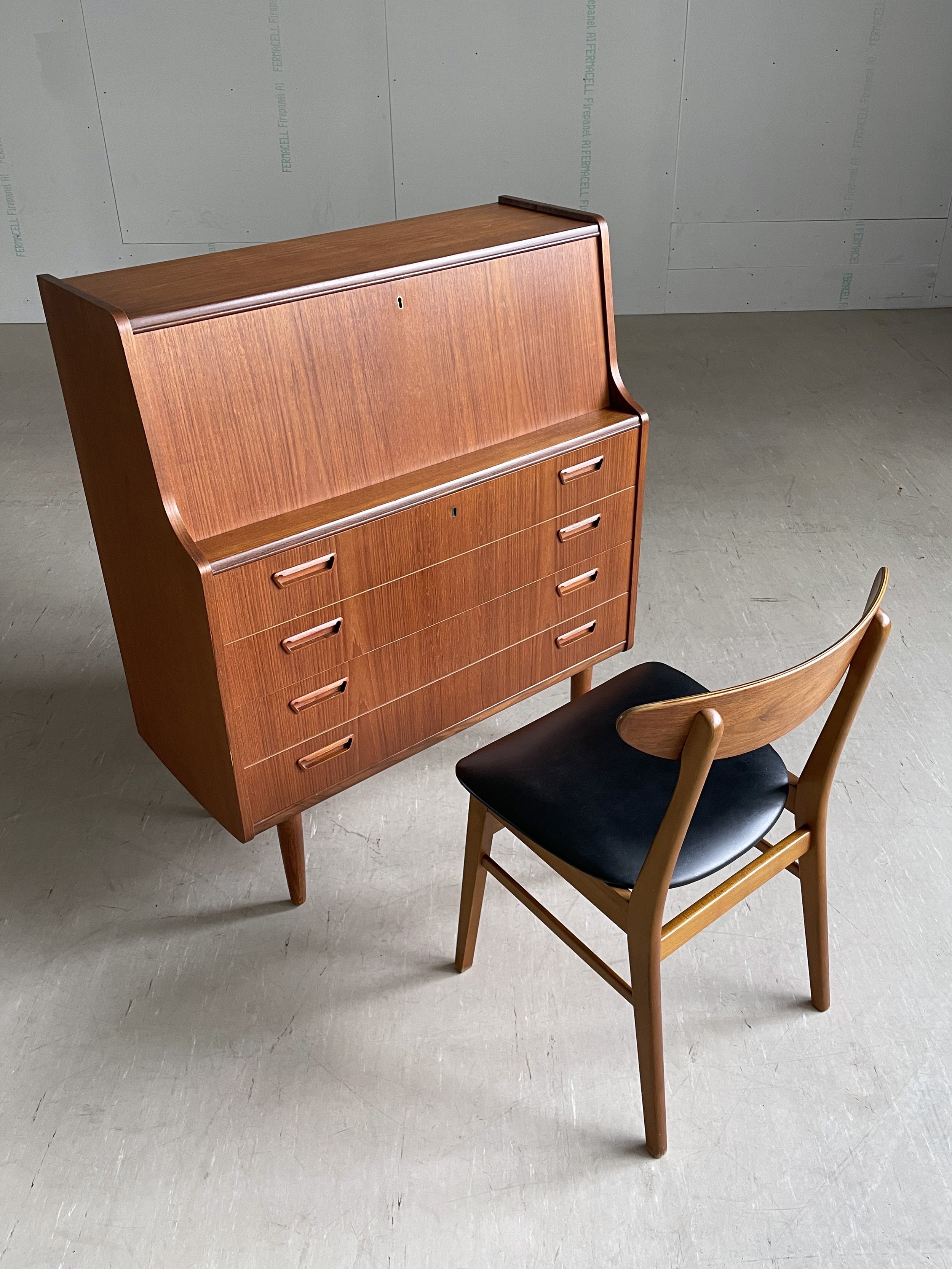 Dänischer Teak Sekretär von Poul Jenssen