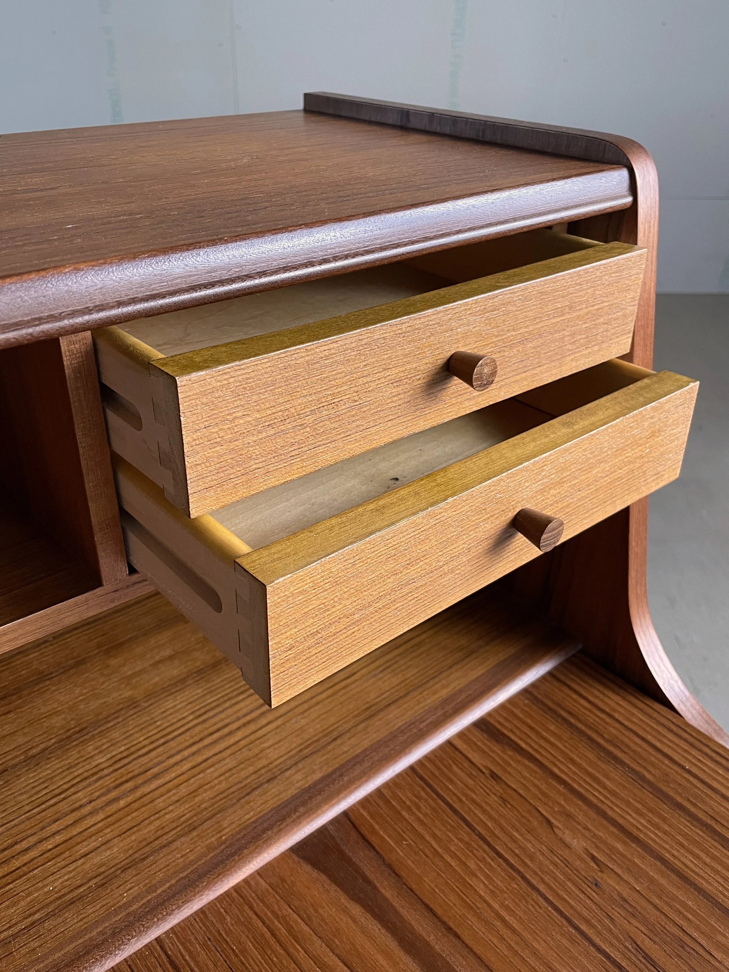 Dänischer Teak Sekretär von Poul Jenssen