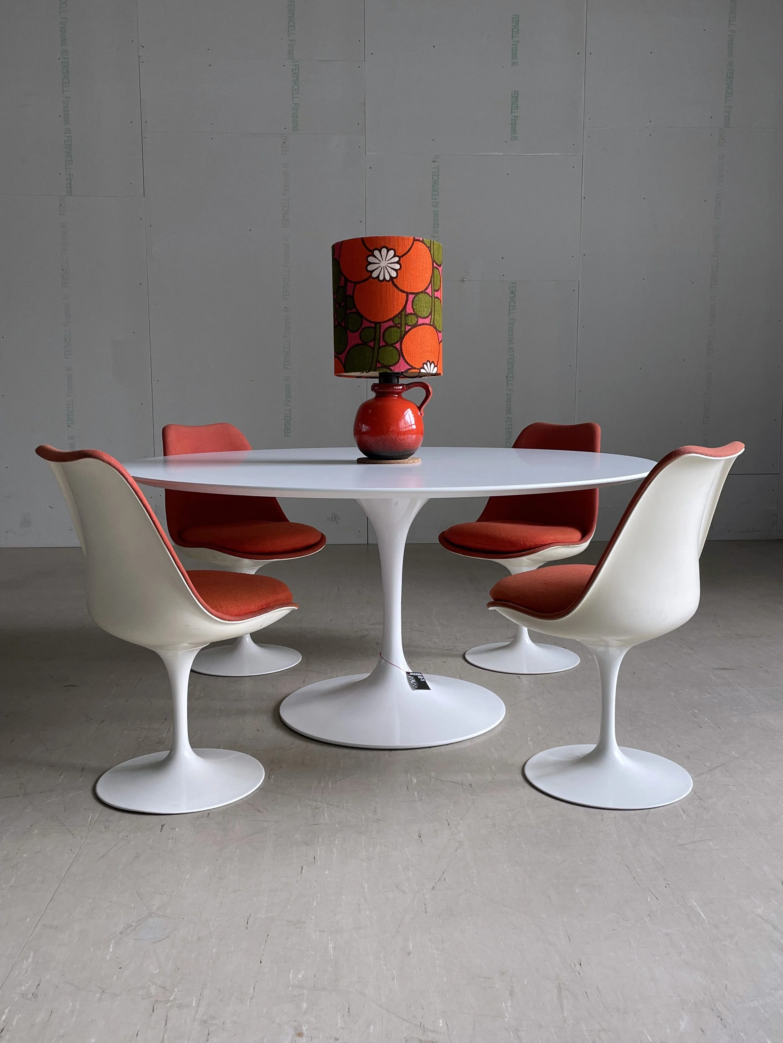 Eero Saarinen Tulip Table - Knoll International