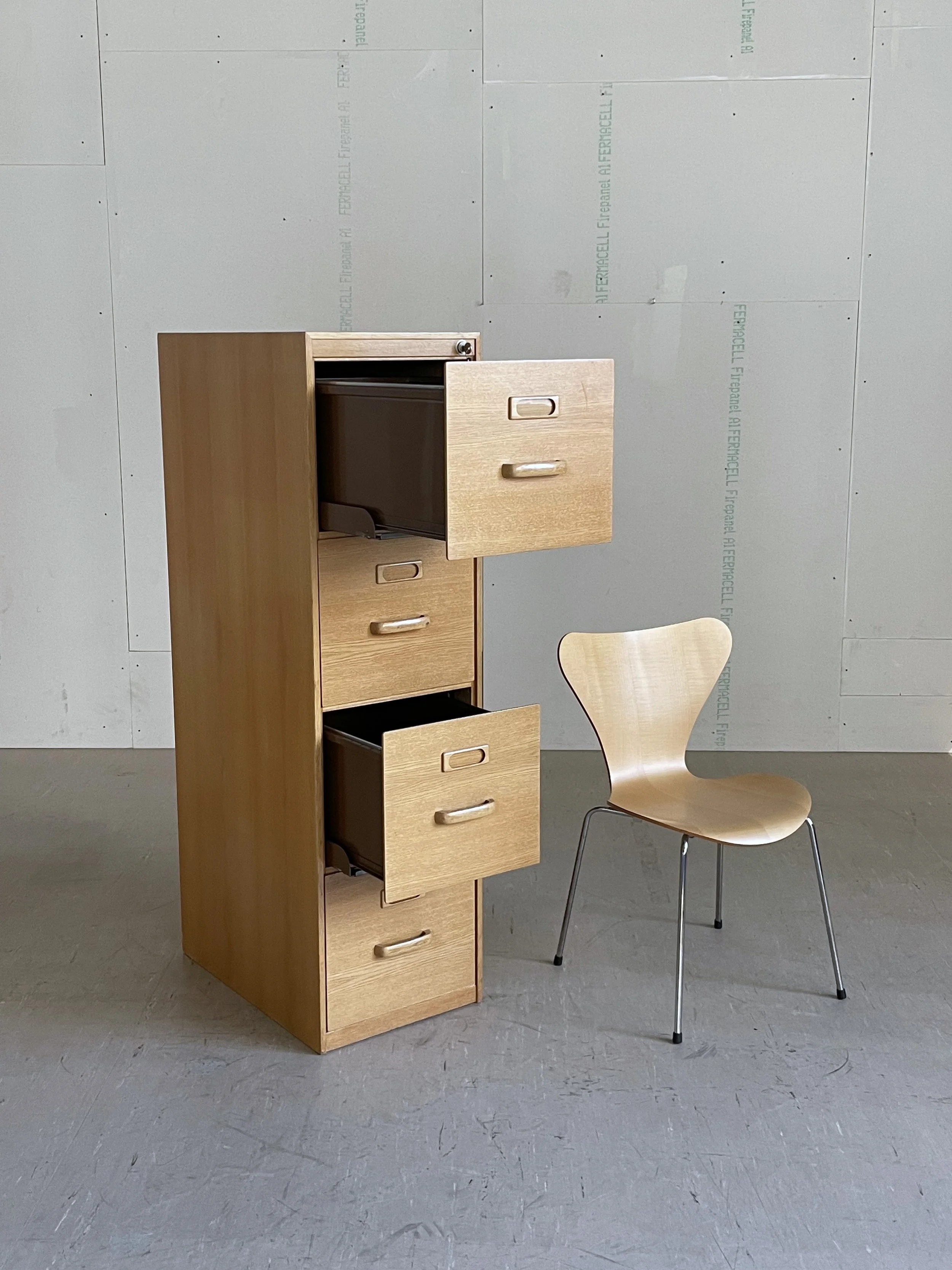 Vintage Aktenschrank Eiche