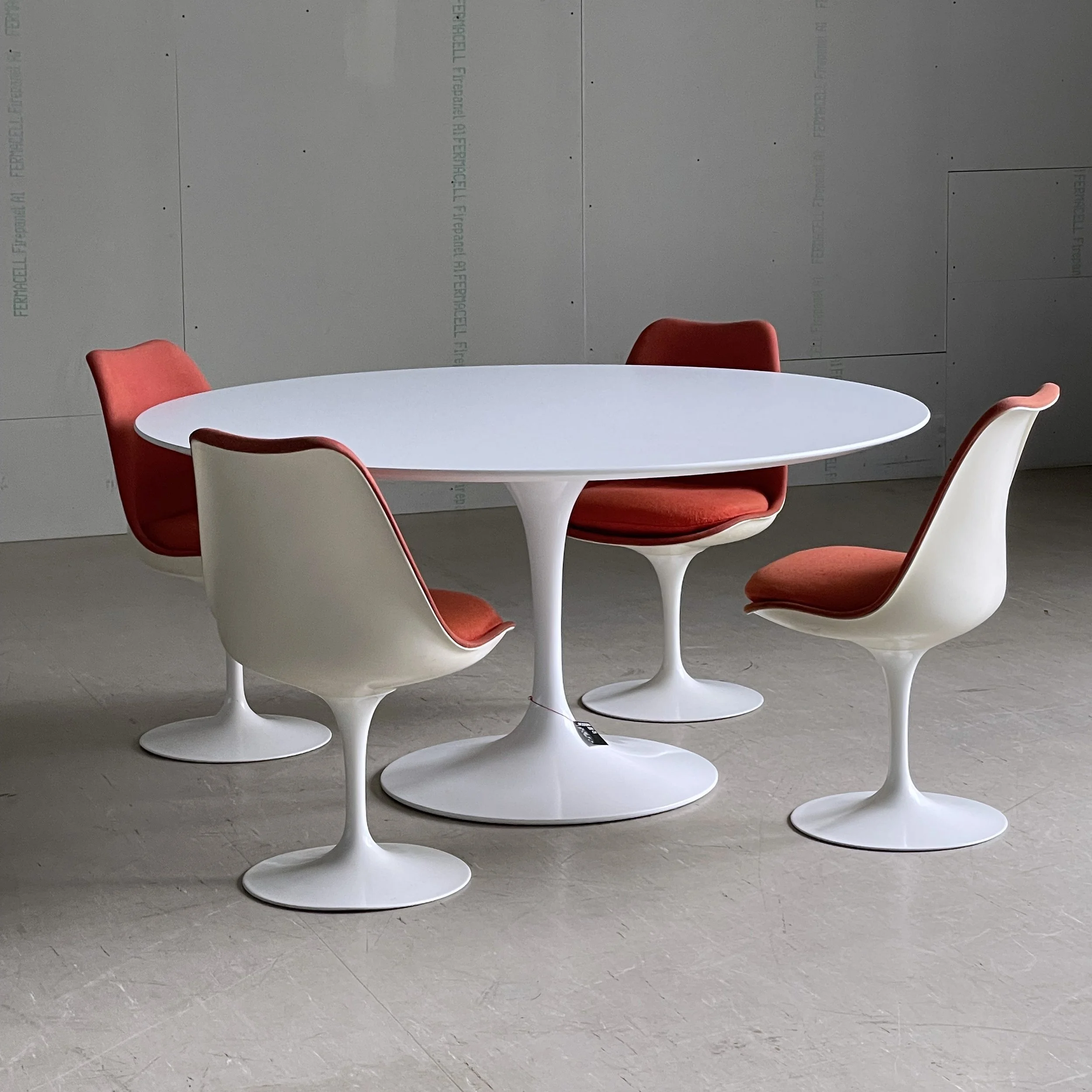 Eero Saarinen Side Chair