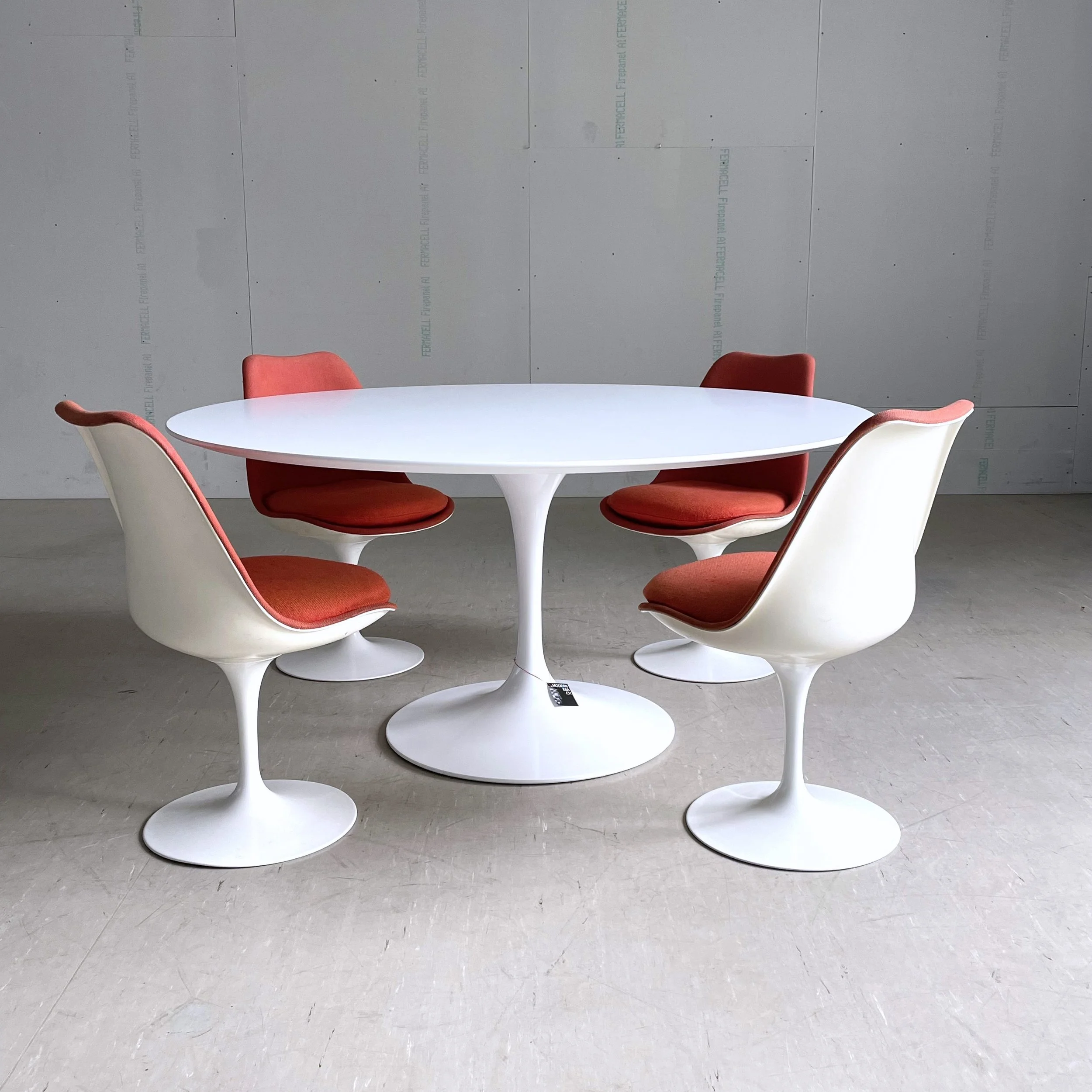 Eero Saarinen Side Chair