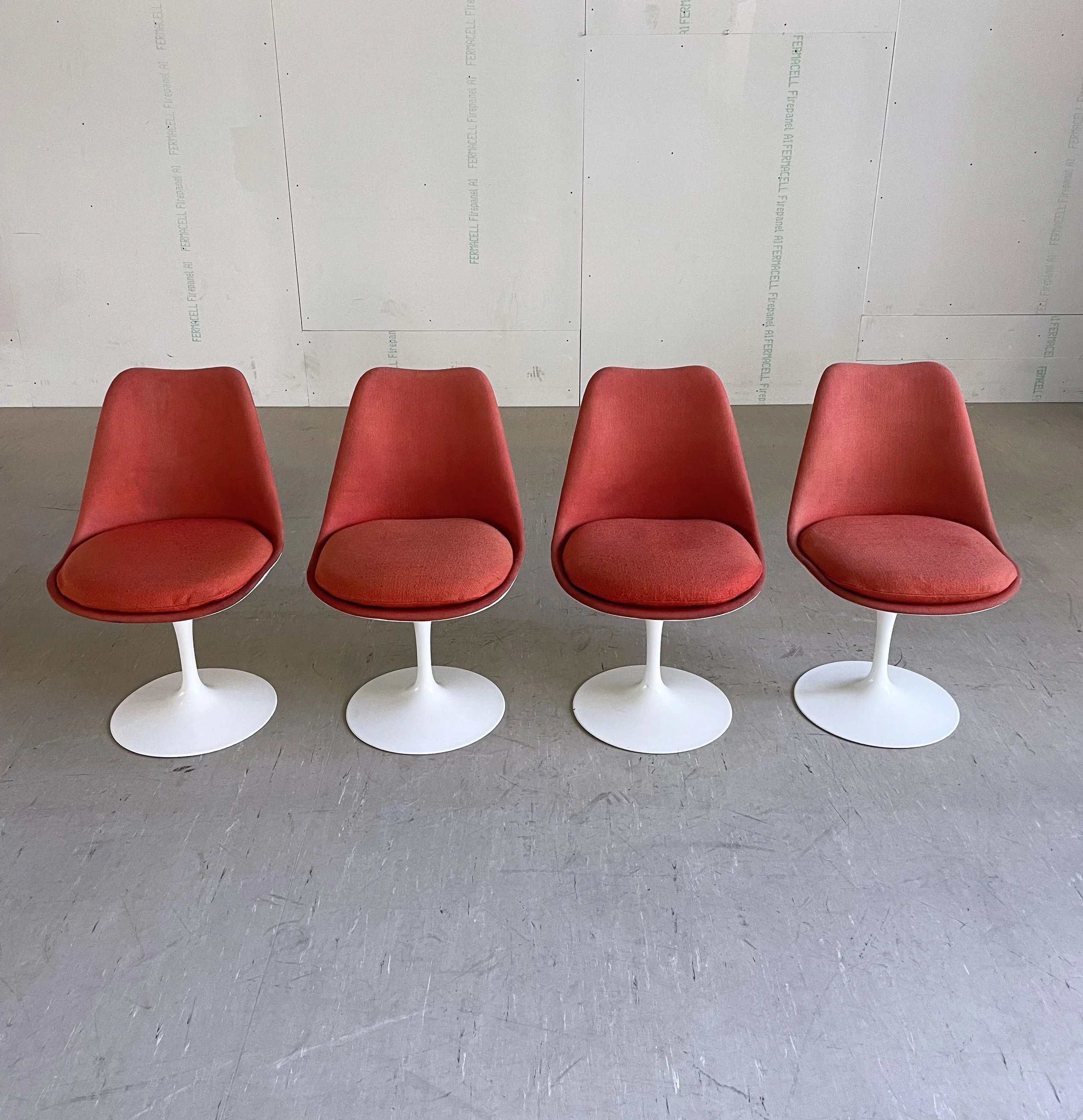 Eero Saarinen Side Chair