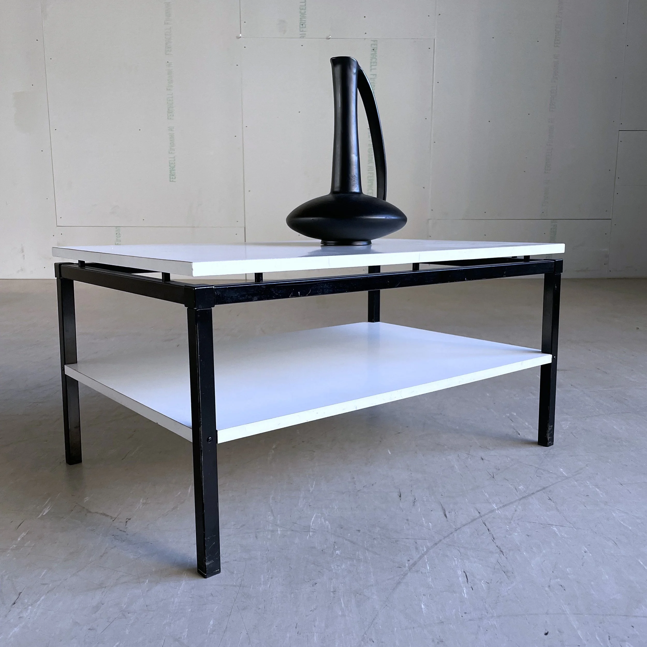 Minimalist Coffee Table.4.JPG