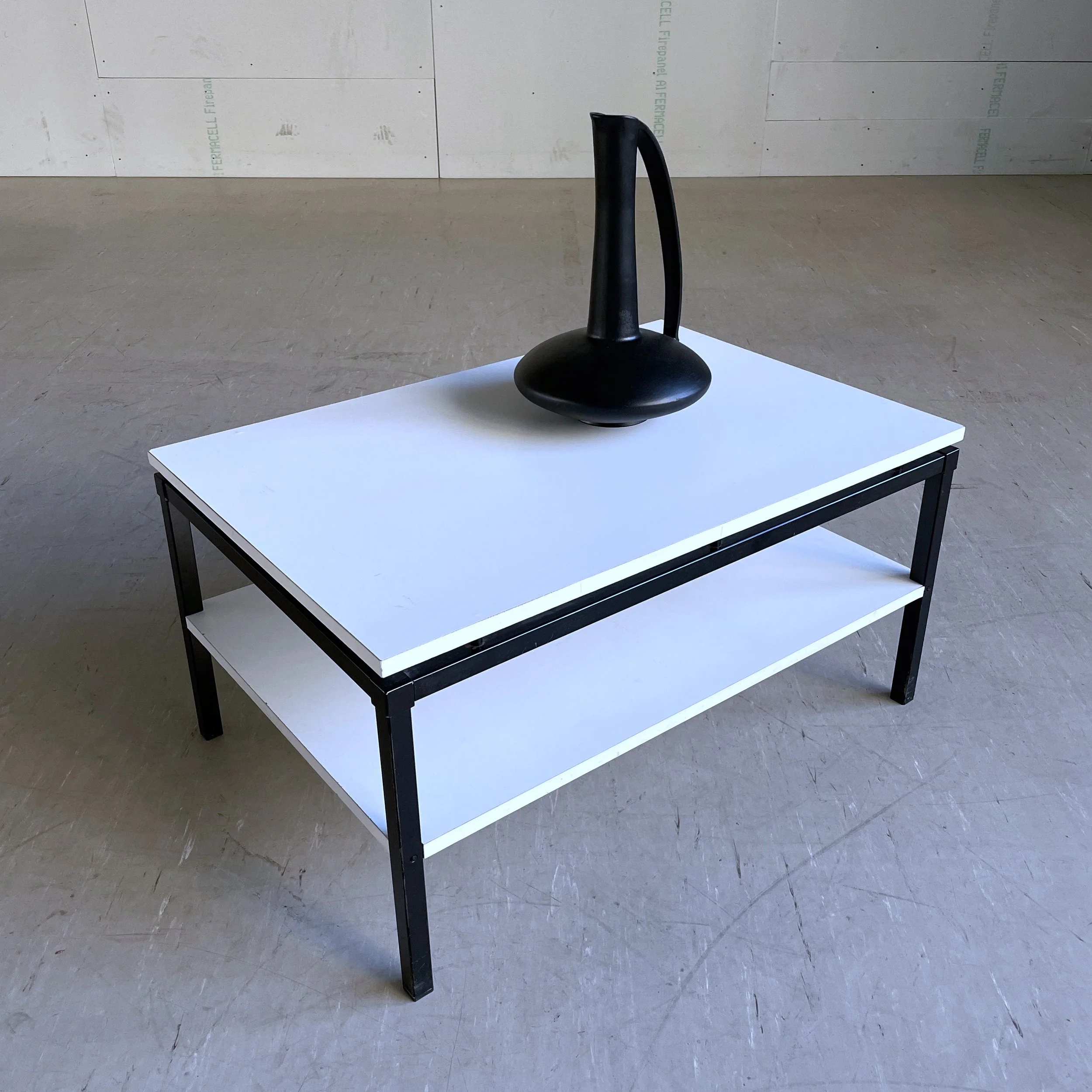 Minimalist Coffee Table.2.JPG
